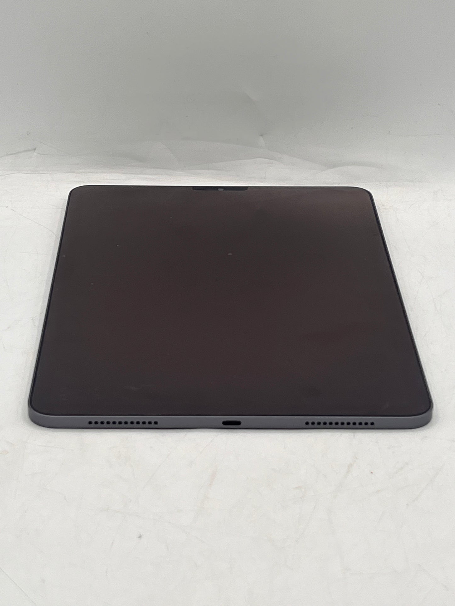 Apple iPad Air 5th Gen A2588 MM9L3LL/A 256GB Wi‑Fi Only Tablet Silver