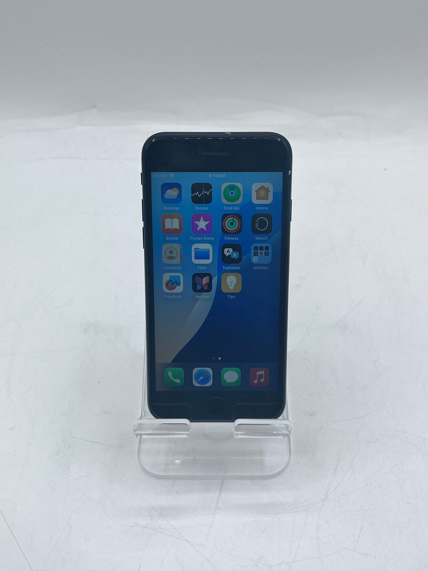 Unlocked Apple iPhone SE MHFJ3LL/A A2275 64GB Black