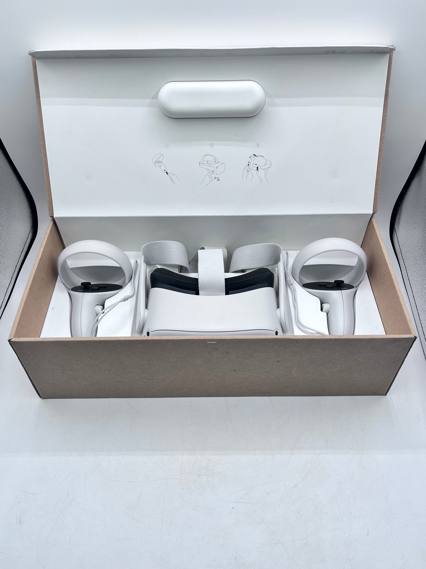 Oculus Quest 2 Virtual Reality Headset - 128GB  Free Shipping !
