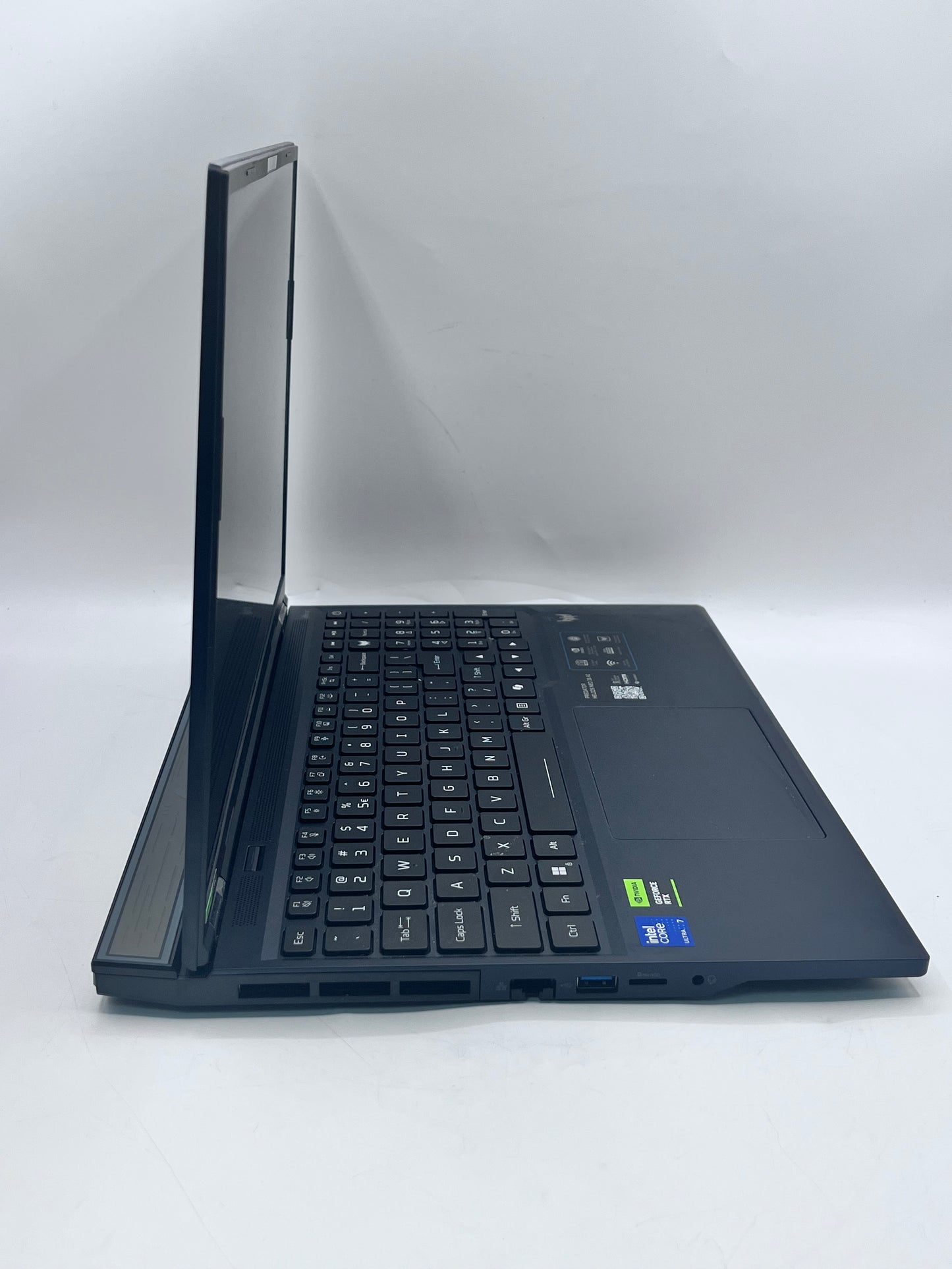 Acer Predator Helios Neo 16 AI | Ultra 7 255HX | RTX 5070 | 16GB | 1TB