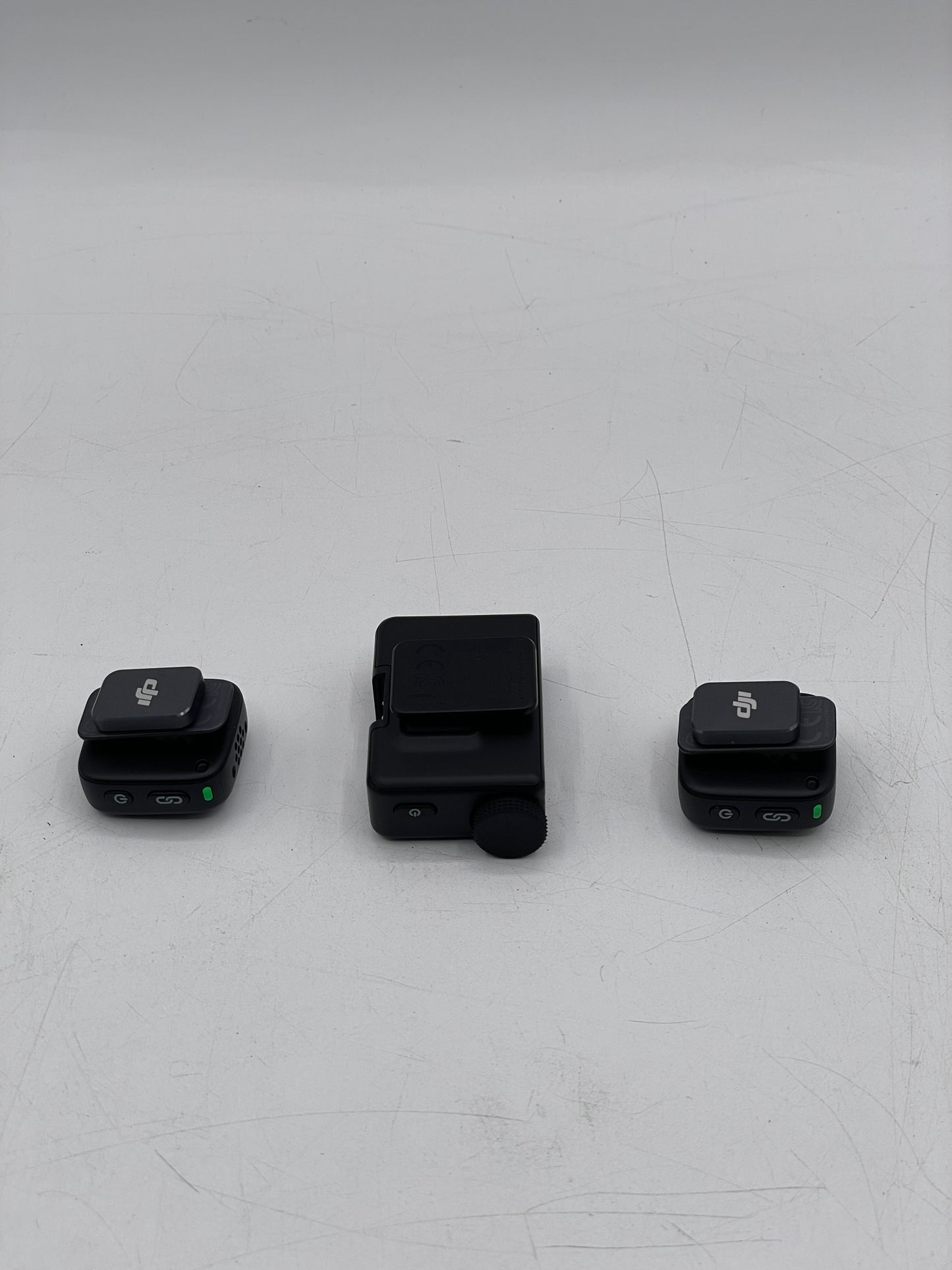 DJI Mic RX - 2TX, 1RX & Charging Case - 250m Range