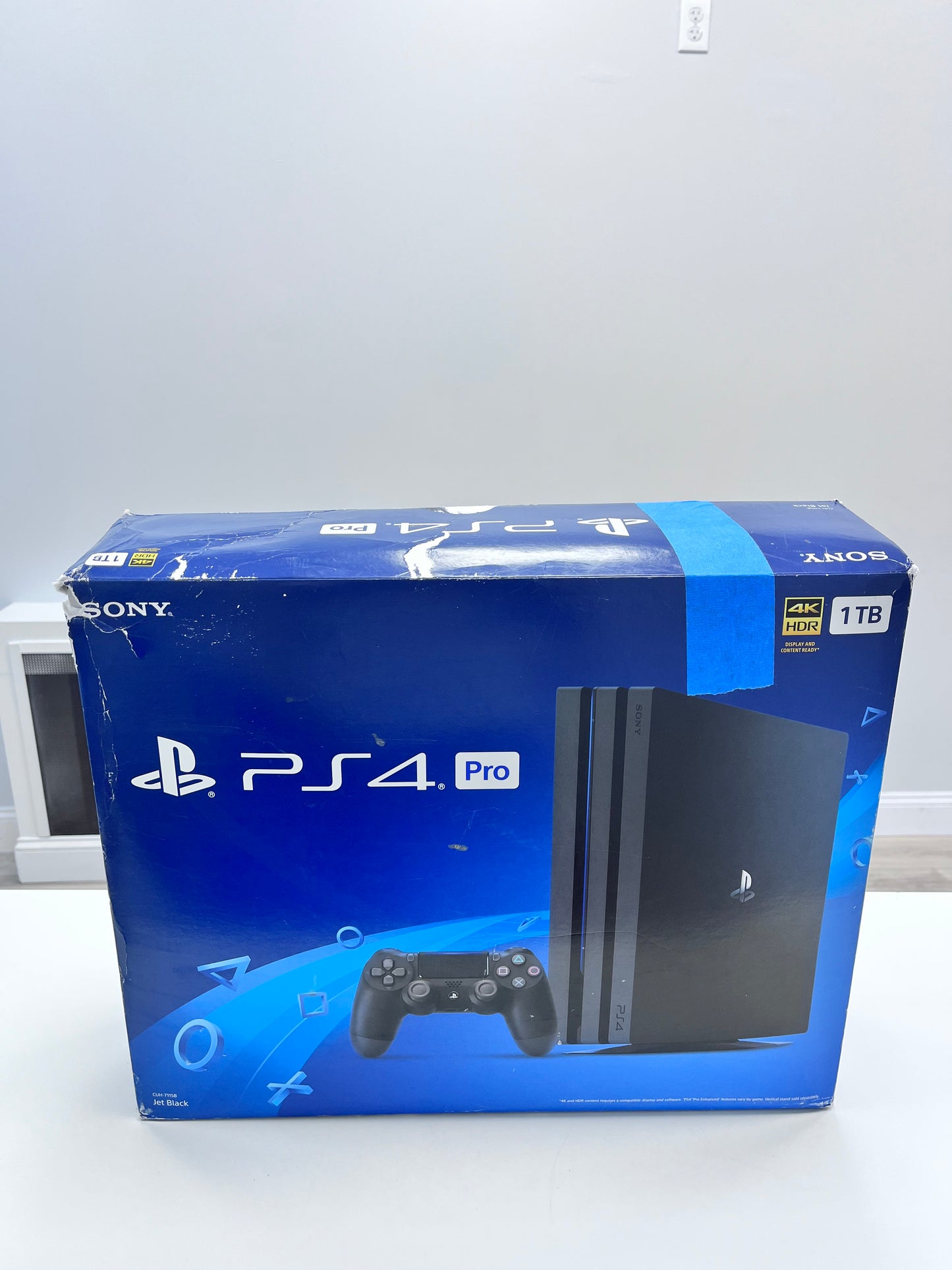 Sony PlayStation 4 Pro CUH-7115B 1TB Video Game System - Black