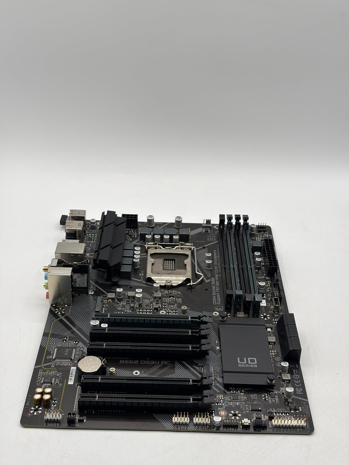 Gigabyte B560 DS3H AC Desktop Motherboard Black