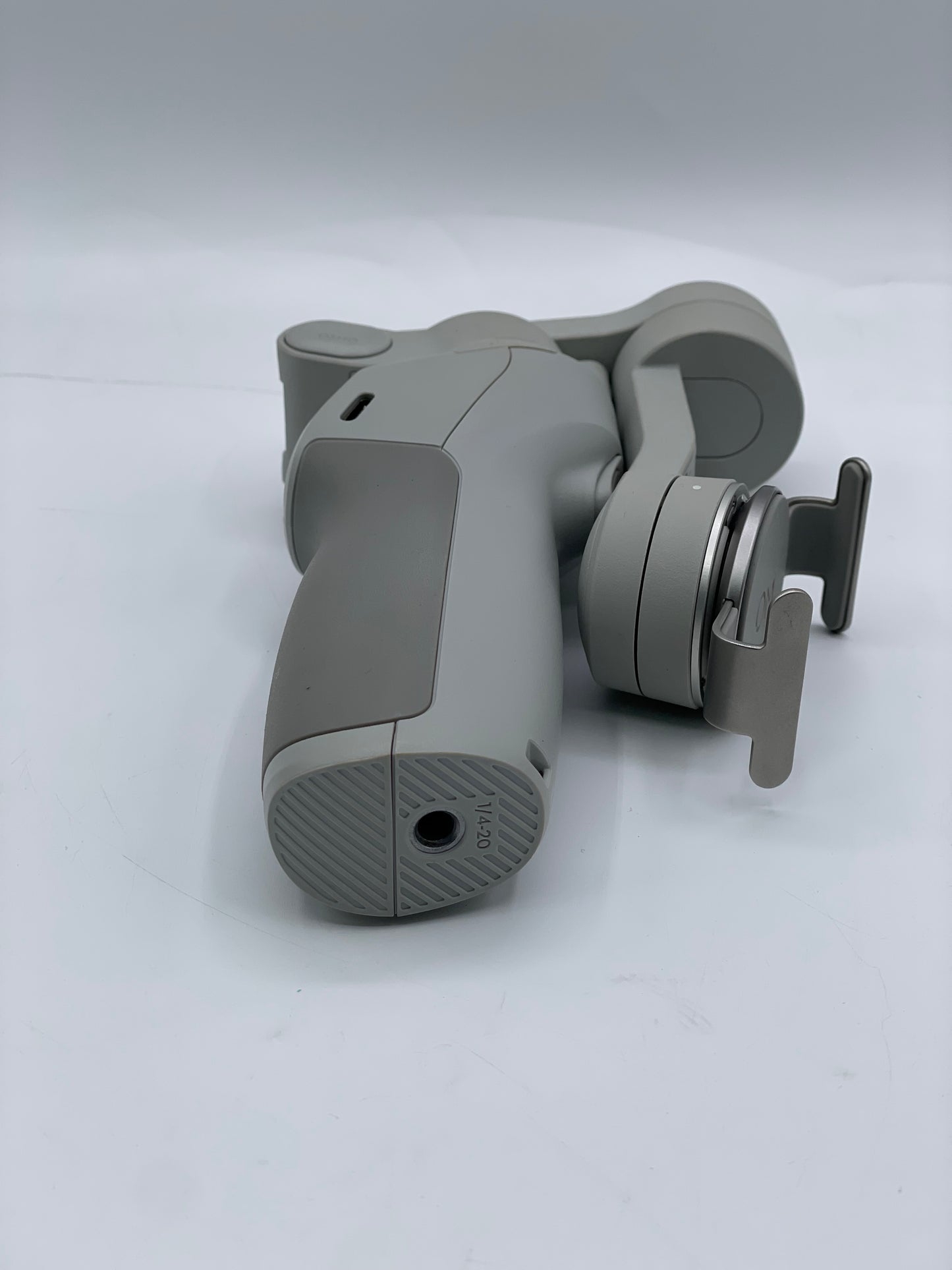 DJI Osmo Pocket 3 with DJI OM 4 Handheld 3-Axis Gimbal Stabilizer