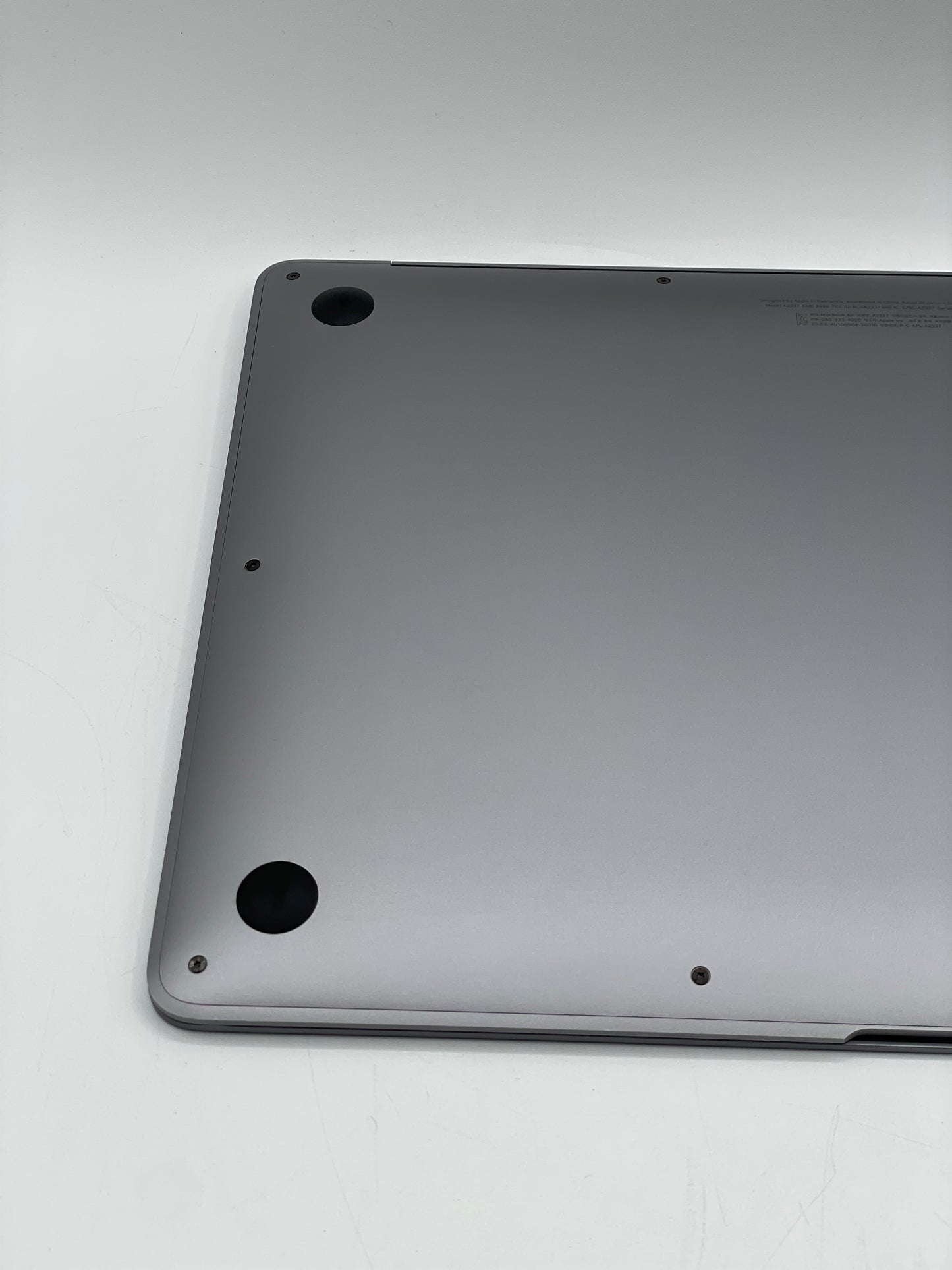 2020 Apple MacBook Air 13.3" 8C M1 7C GPU 8GB 256GB A2337