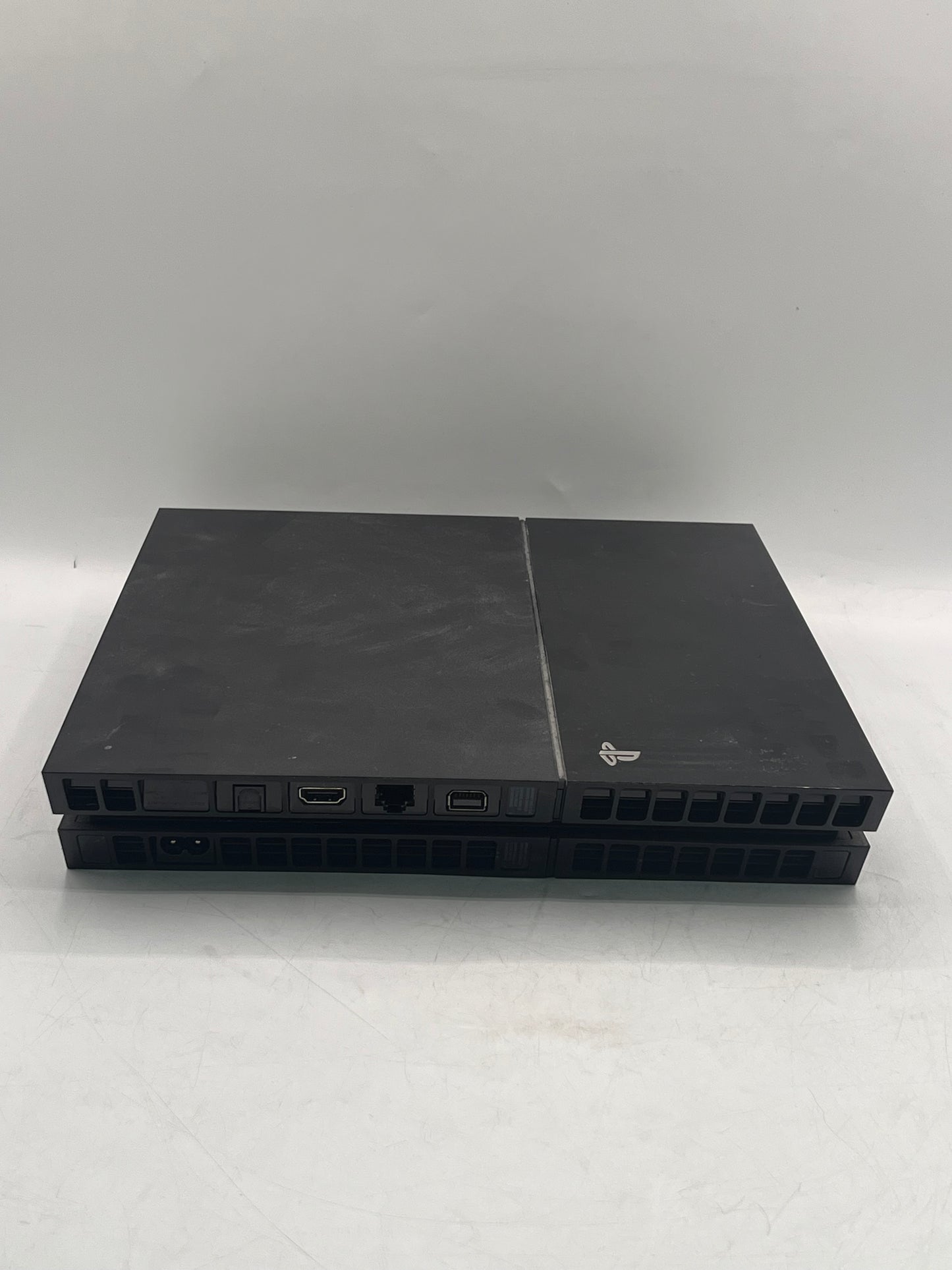 Sony PlayStation 4 CUH-1001A 500GB Black Console with Controller, Cables and a Game