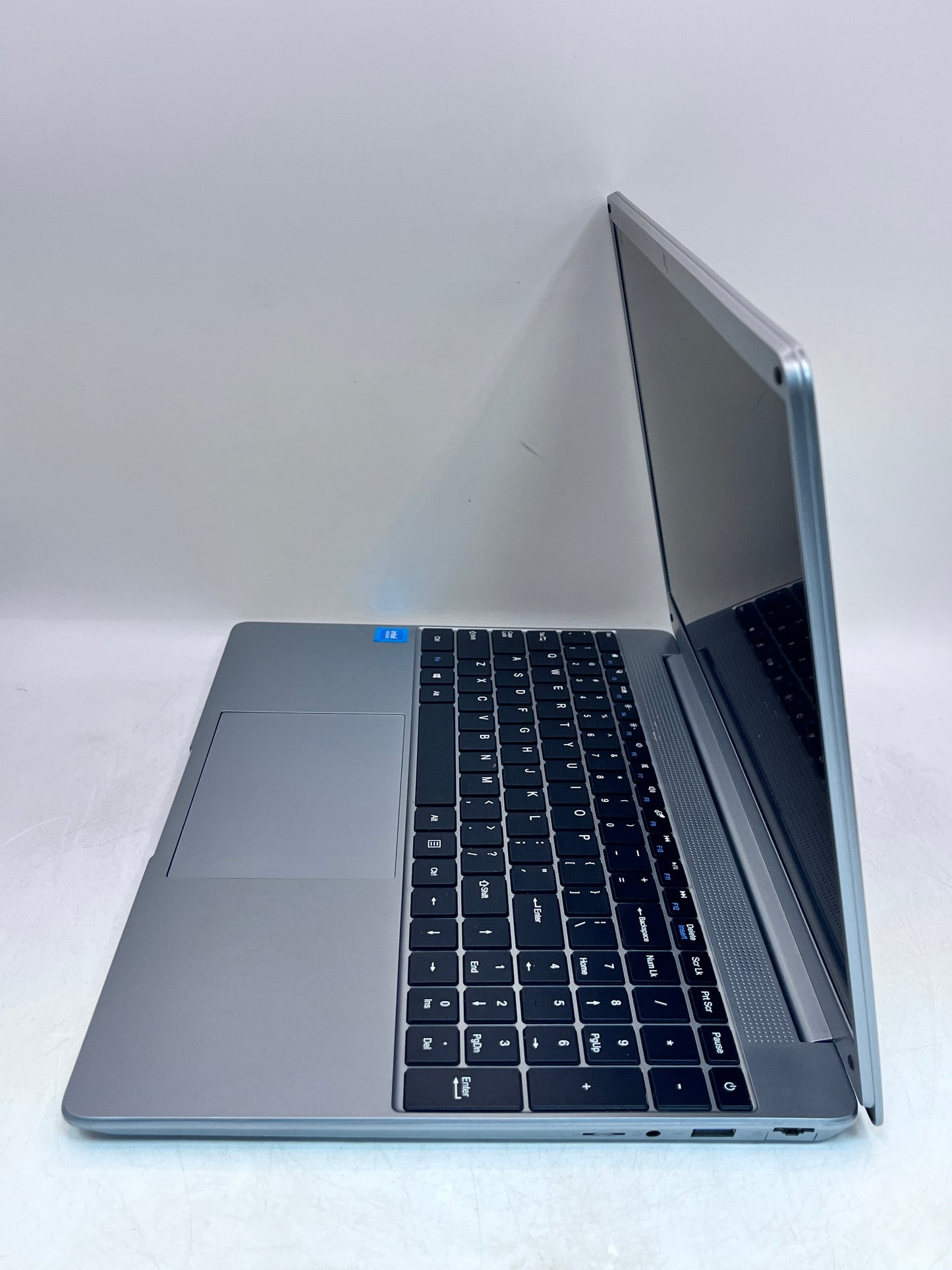 UOWAMOU BTC 507 14" Core i3-5005U @ 2GHz 16GB RAM 500GB SSD READ