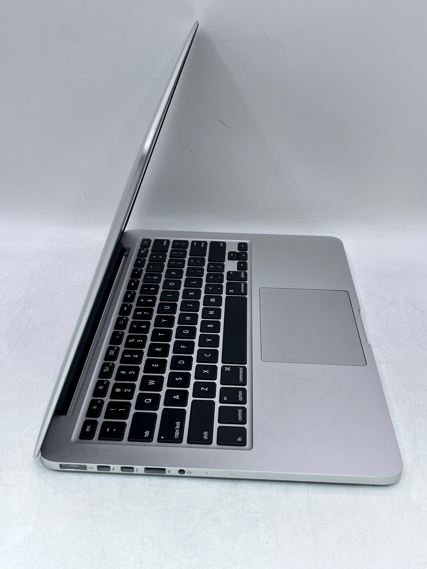Apple MacBook Pro 13" A1502 2015 Intel Core i5  128GB - Silver READ