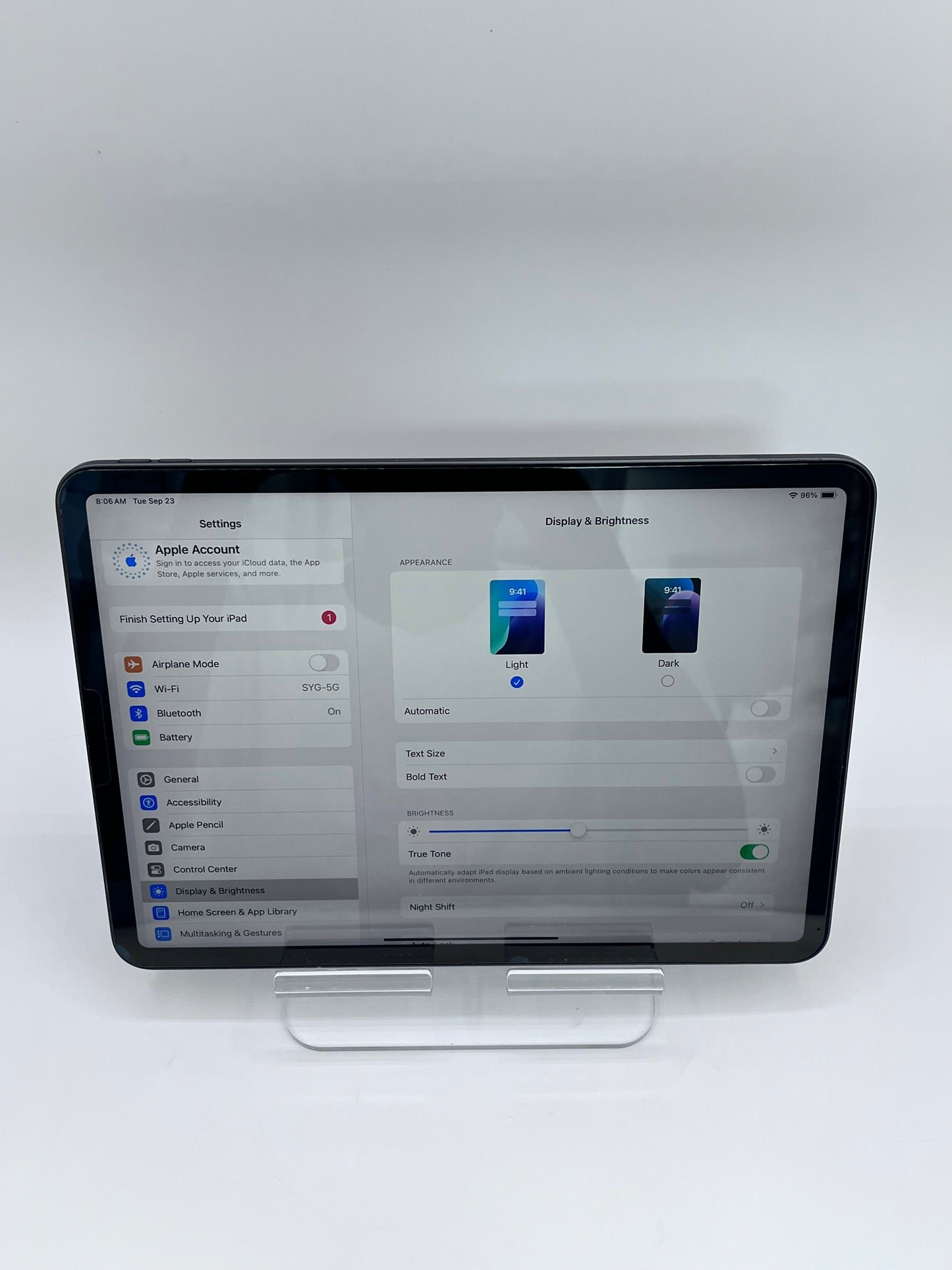 Apple iPad Pro 2nd Gen 11-inch 256GB WiFi  A2228 MXDC2LL/A - Space Gray