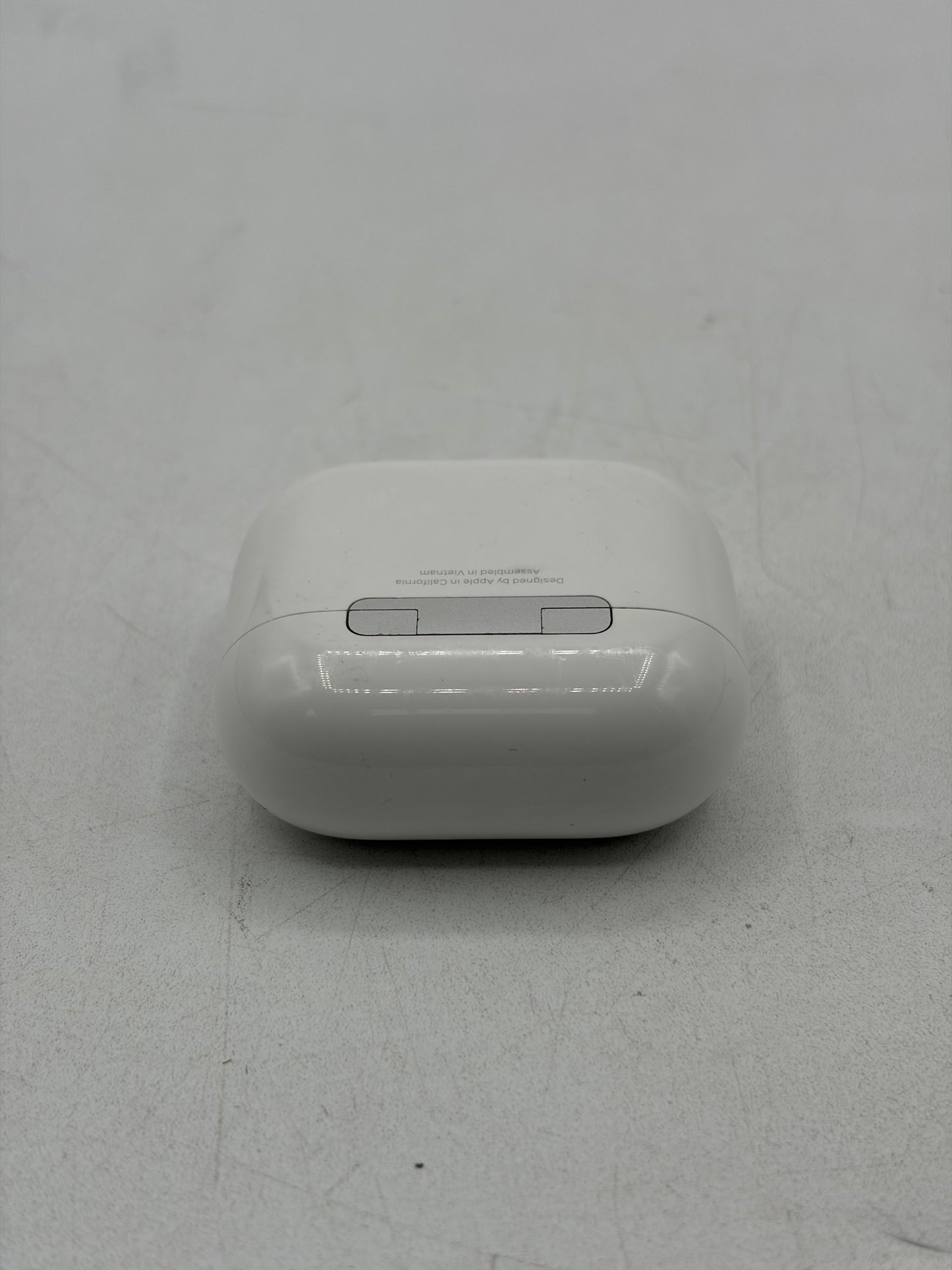 Apple AirPods (4th Gen) Complete Set A3055 A3056 A3059 - White