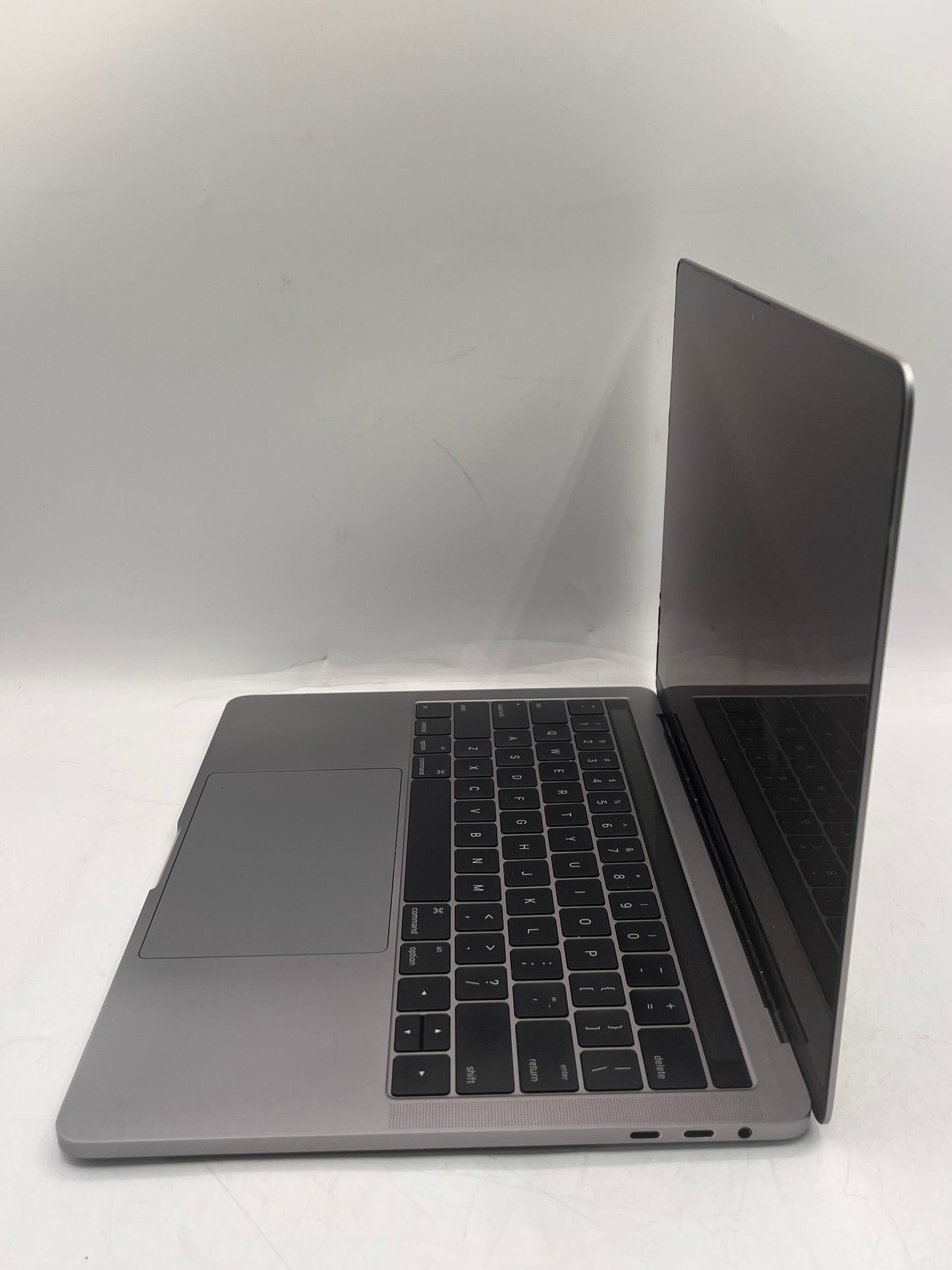 Apple MacBook Pro 13" A1706 MPXV2LL/A 16GB 1TB 2017 - Space Gray READ