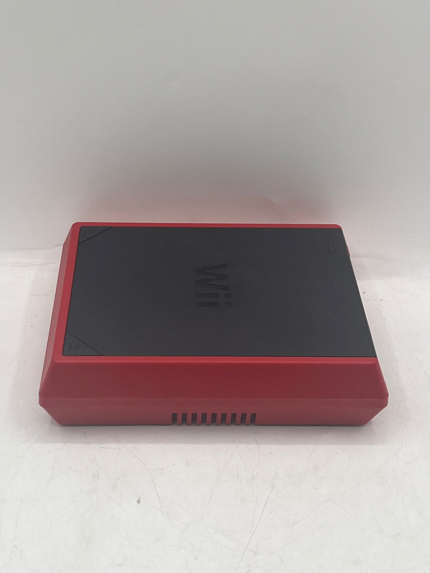 Nintendo Wii RVL-201 Video Game System Red