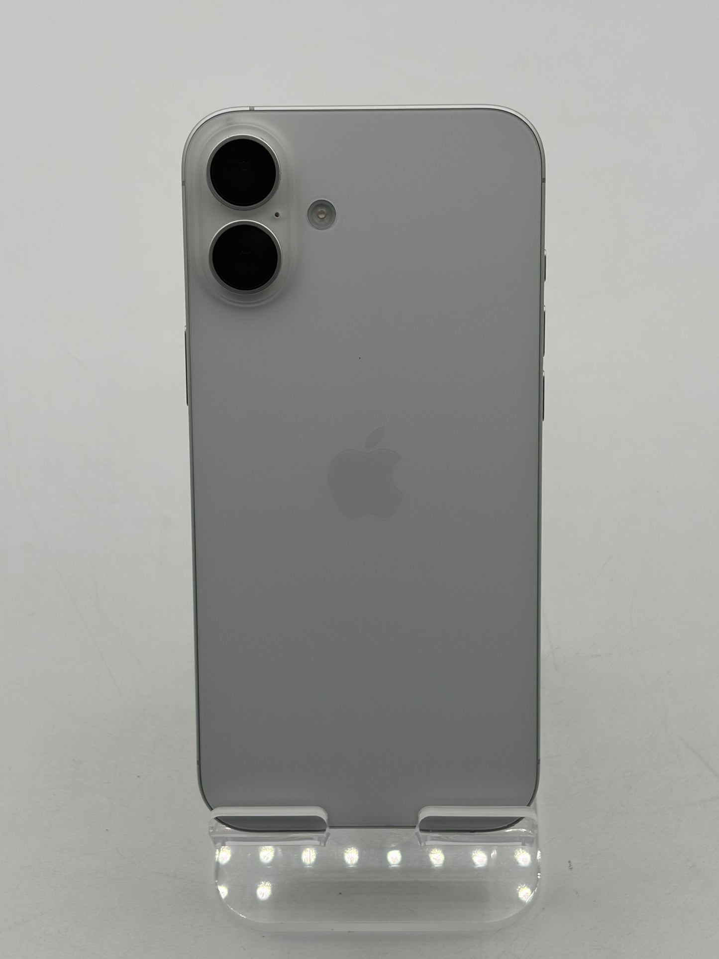 Unlocked Apple iPhone 16 Plus 256GB White A3082 NXV03LL/A 99% Battery Health