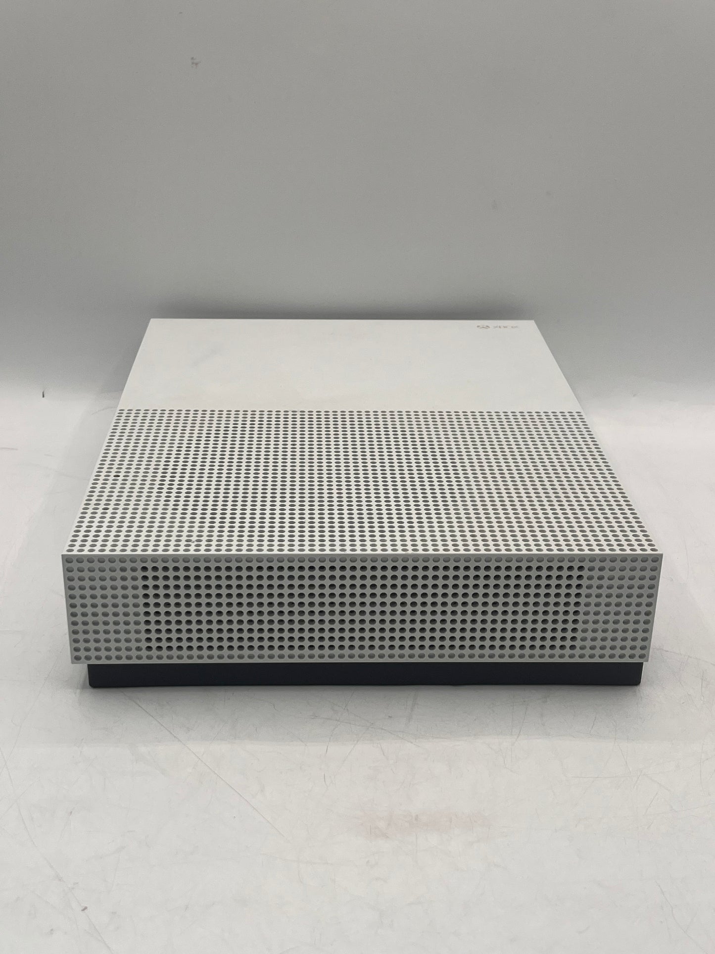 Microsoft Xbox One S (1681) 2016 2TB White Console w/ Controller
