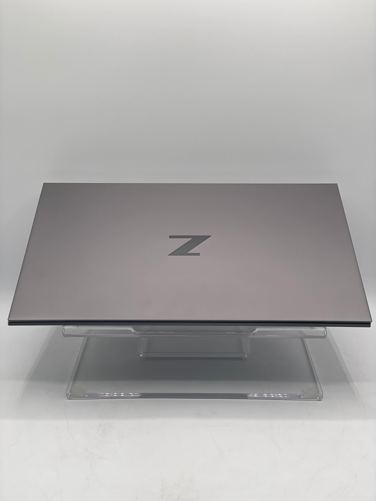 HP ZBOOK STUDIO G8 15 FHD 8 Core i7-11850H 16GB Nvidia T1200 512GB SSD
