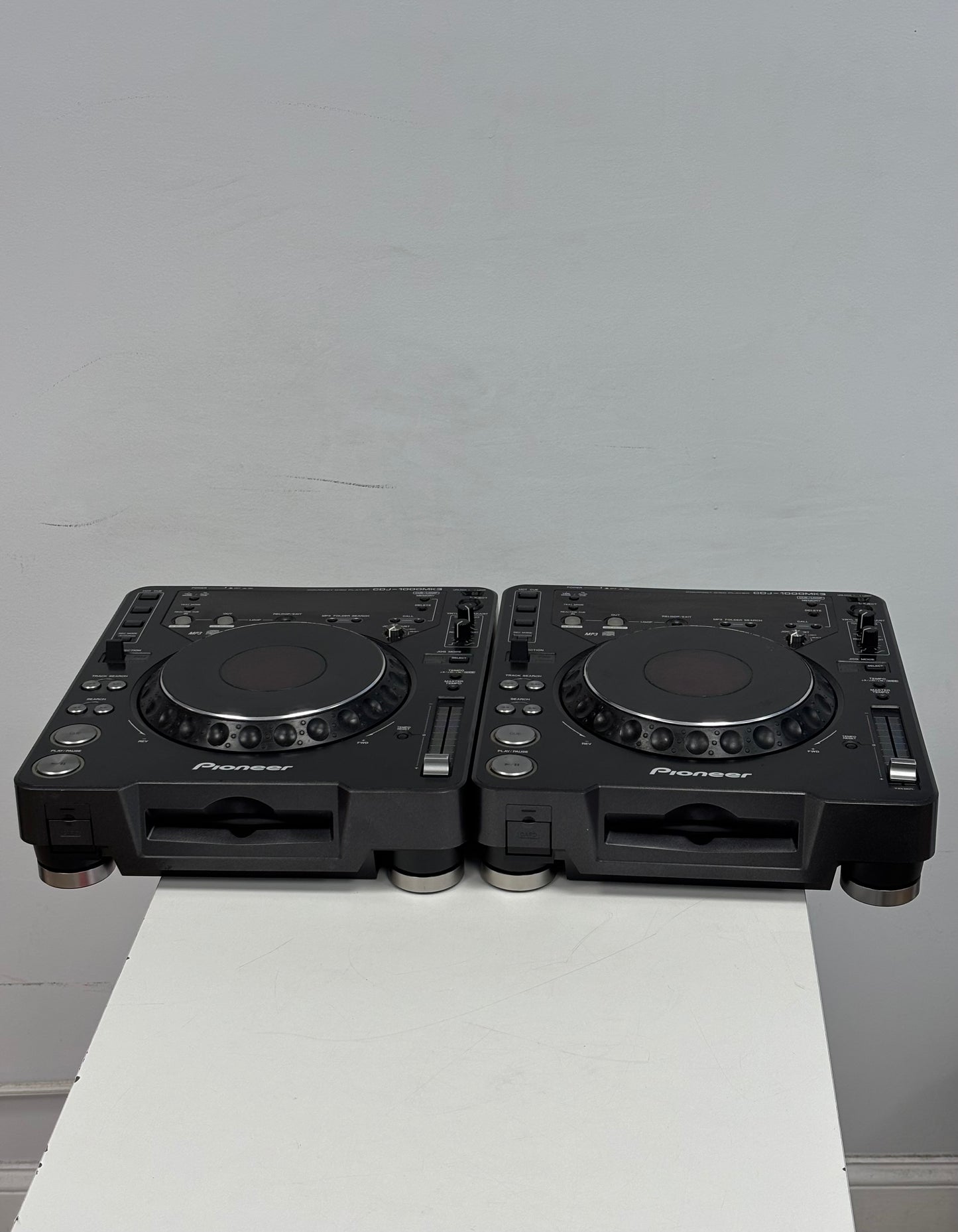 Pioneer CDJ-1000MK3 Pair (2x) Professional DJ CD Players – Tested & Working