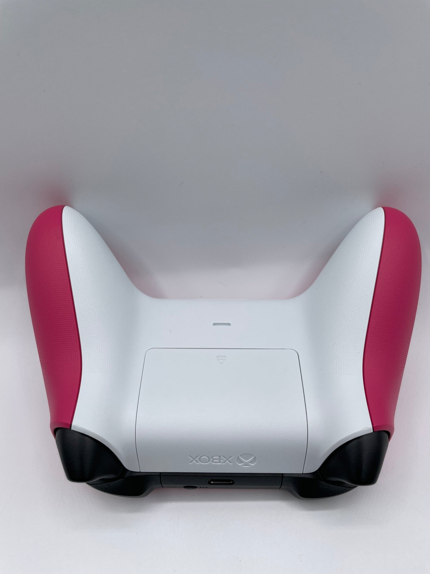 Microsoft QAU-00082 Wireless Controller for Xbox One/Series X - Deep Pink