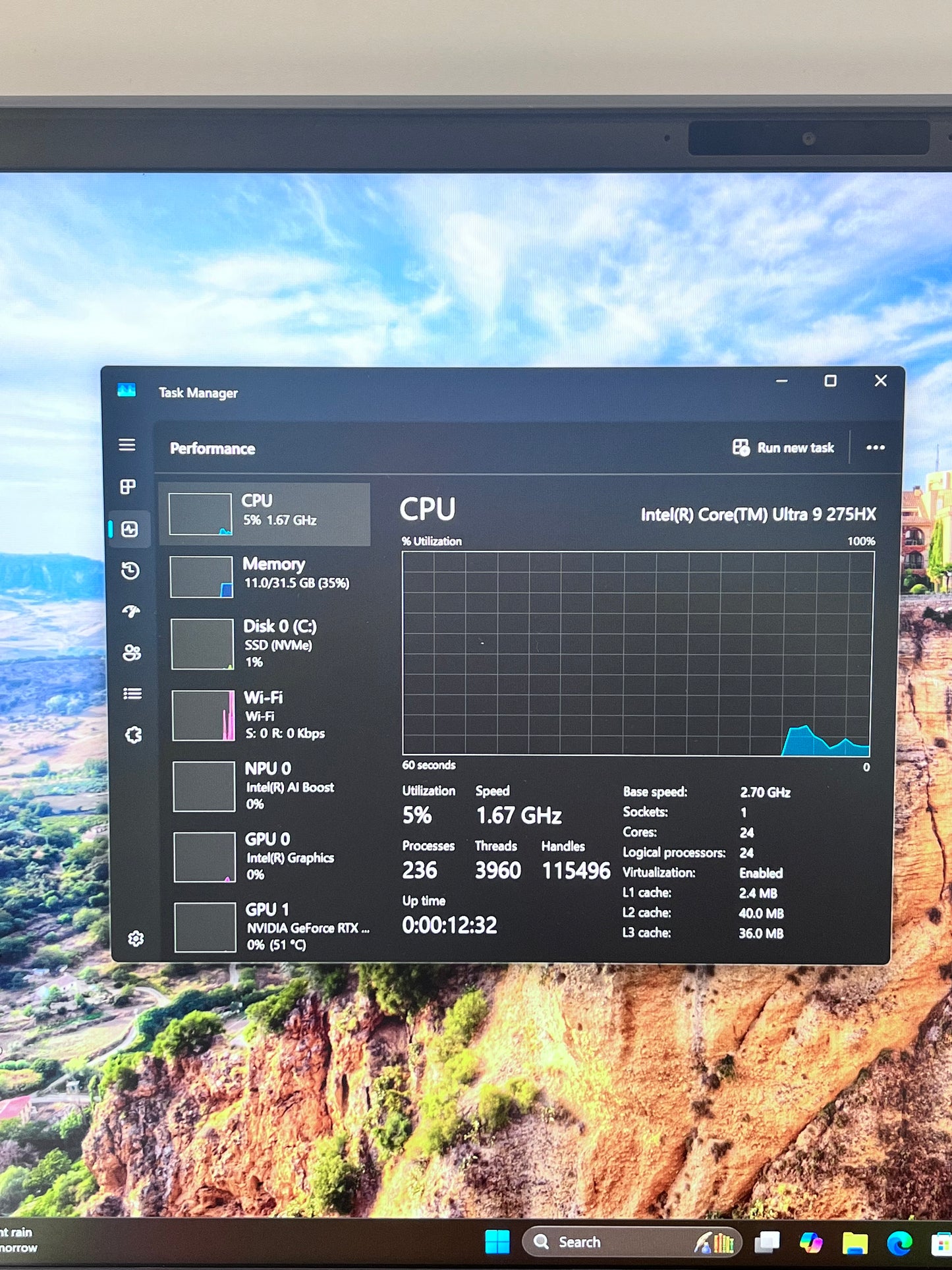 Dell Alienware 16X Aurora Ultra 9 275HX 32GB 1TB SSD RTX 5060 Intel AI Boost