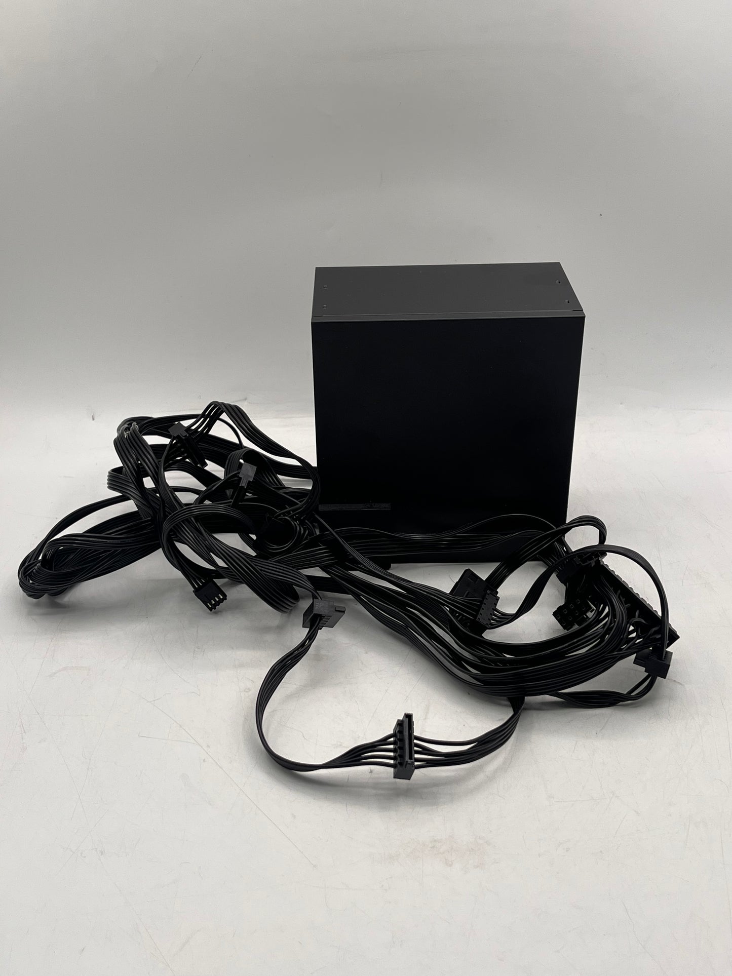 ABS CGR GD-650 650W 80 Plus Gold ATX Power Supply