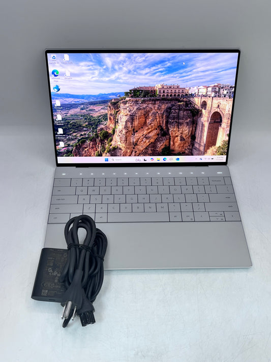 Dell XPS 13 Plus 13.4 9320 (512GB SSD, i7 i7-1260P 12th Gen, 16GB) Touch OLED - Silver