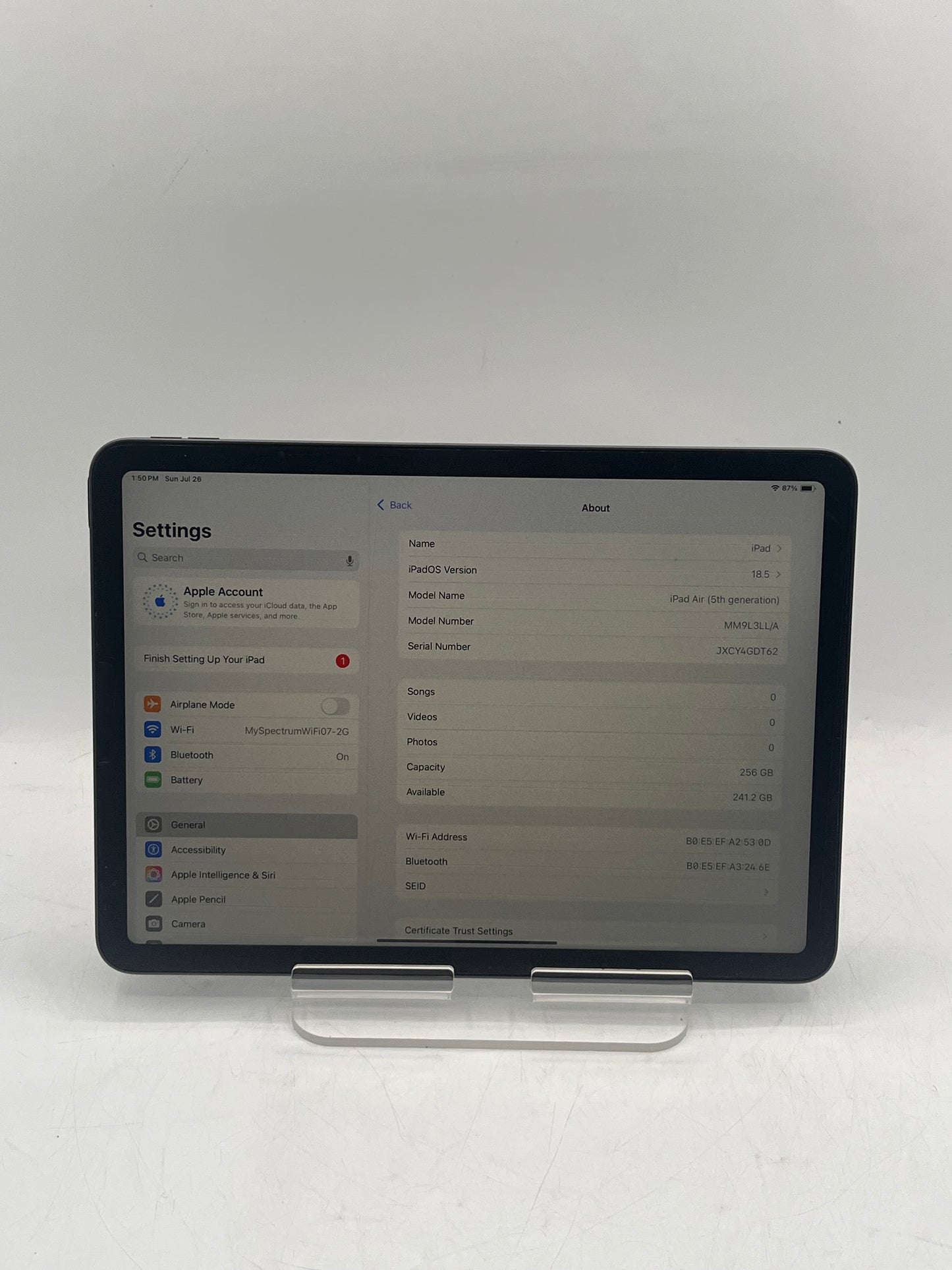 Apple iPad Air 5th Gen A2588 MM9L3LL/A 256GB Wi‑Fi Only Tablet Silver