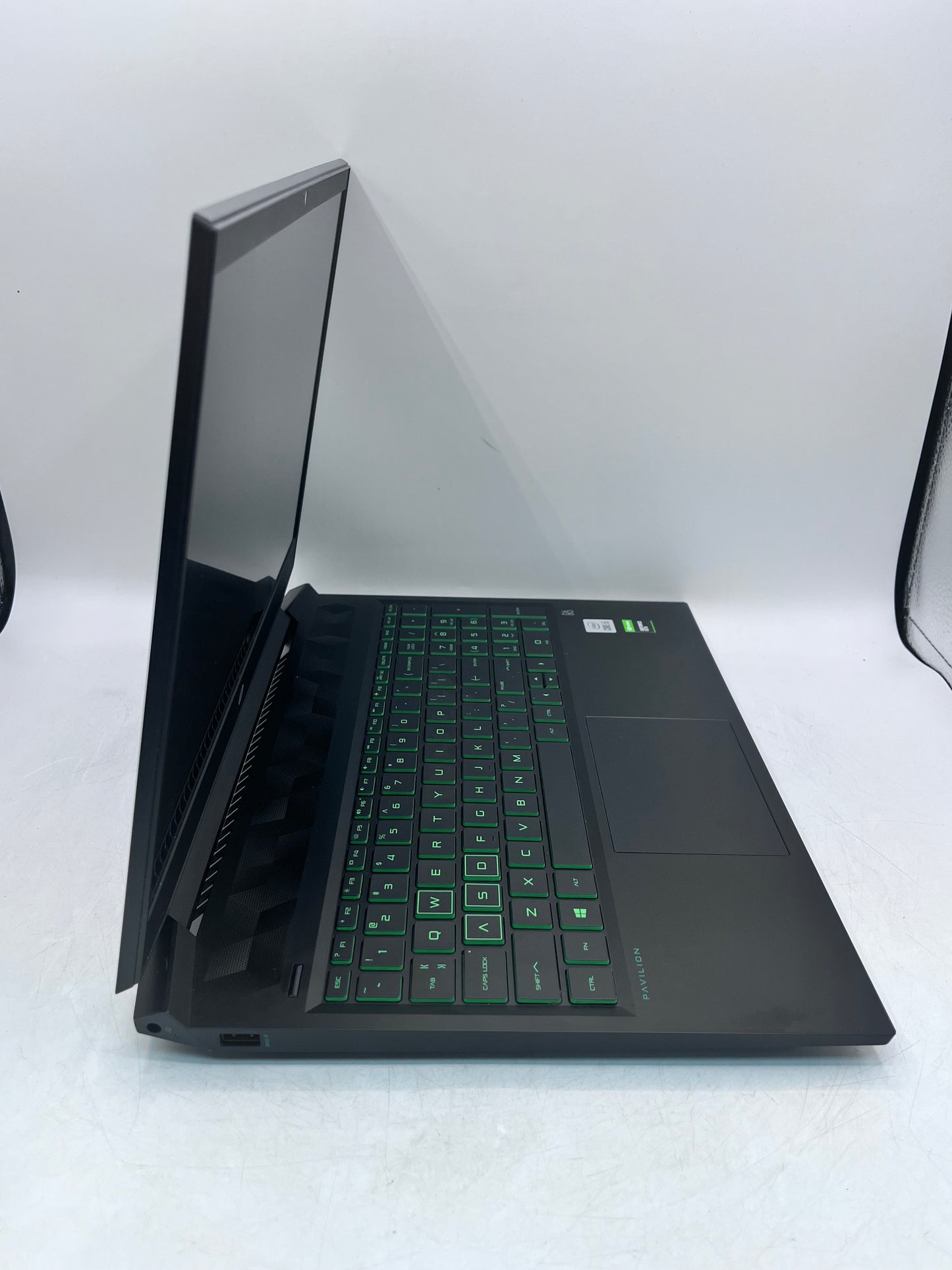 HP Pavilion 15 Intel i5 10th Gen 8GB - Jet Black READ