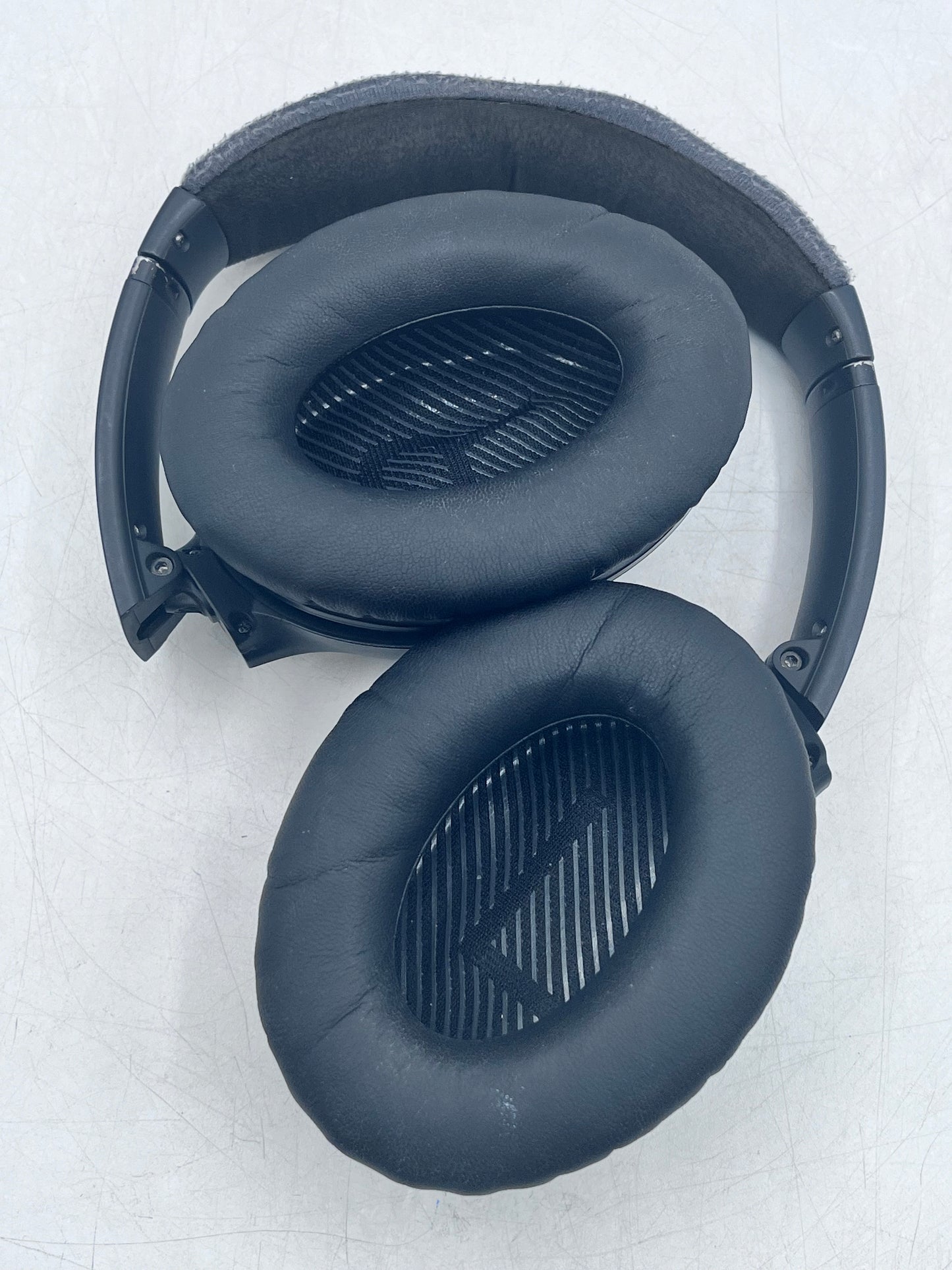 Bose QuietComfort 25 Acoustic Noise Cancelling Headphones - Black (With Case)