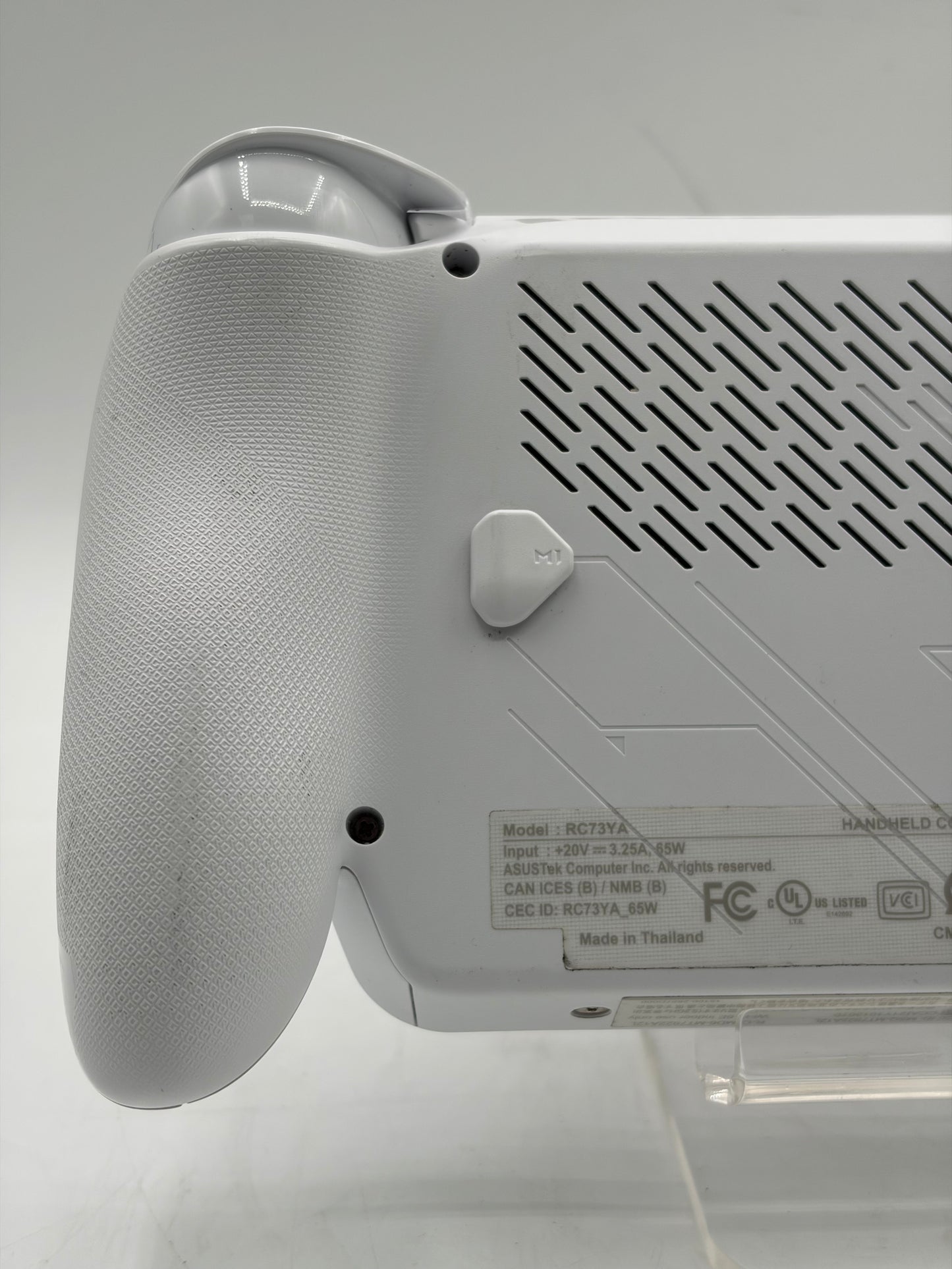 Asus ROG Ally XBOX 7" AMD Ryzen Z2 A 16GB 512GB White RC73YA Handheld Console