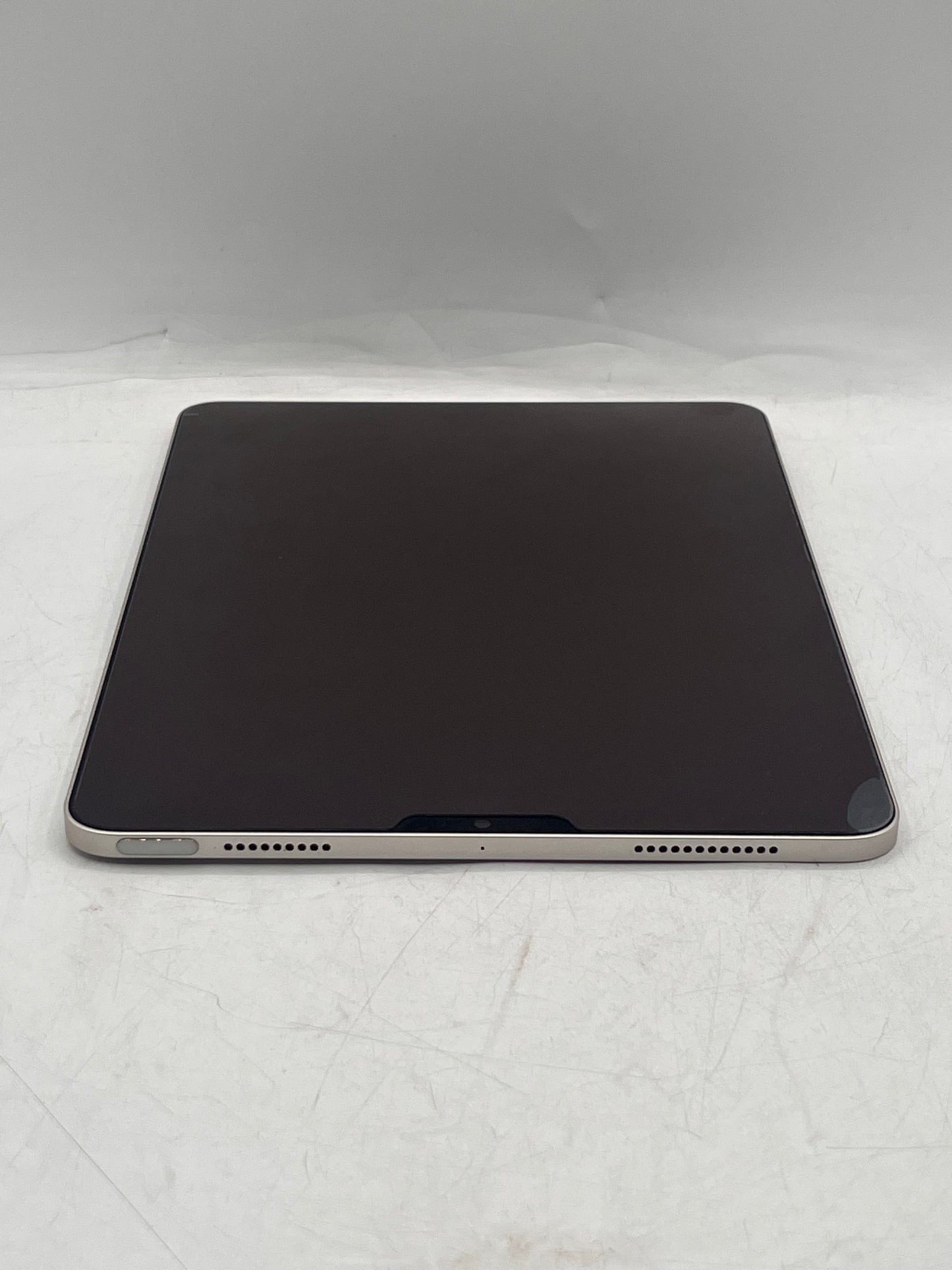 Apple iPad Air 5th Gen A2588 MM9F3LL/A 64GB Wi-Fi Only Silver