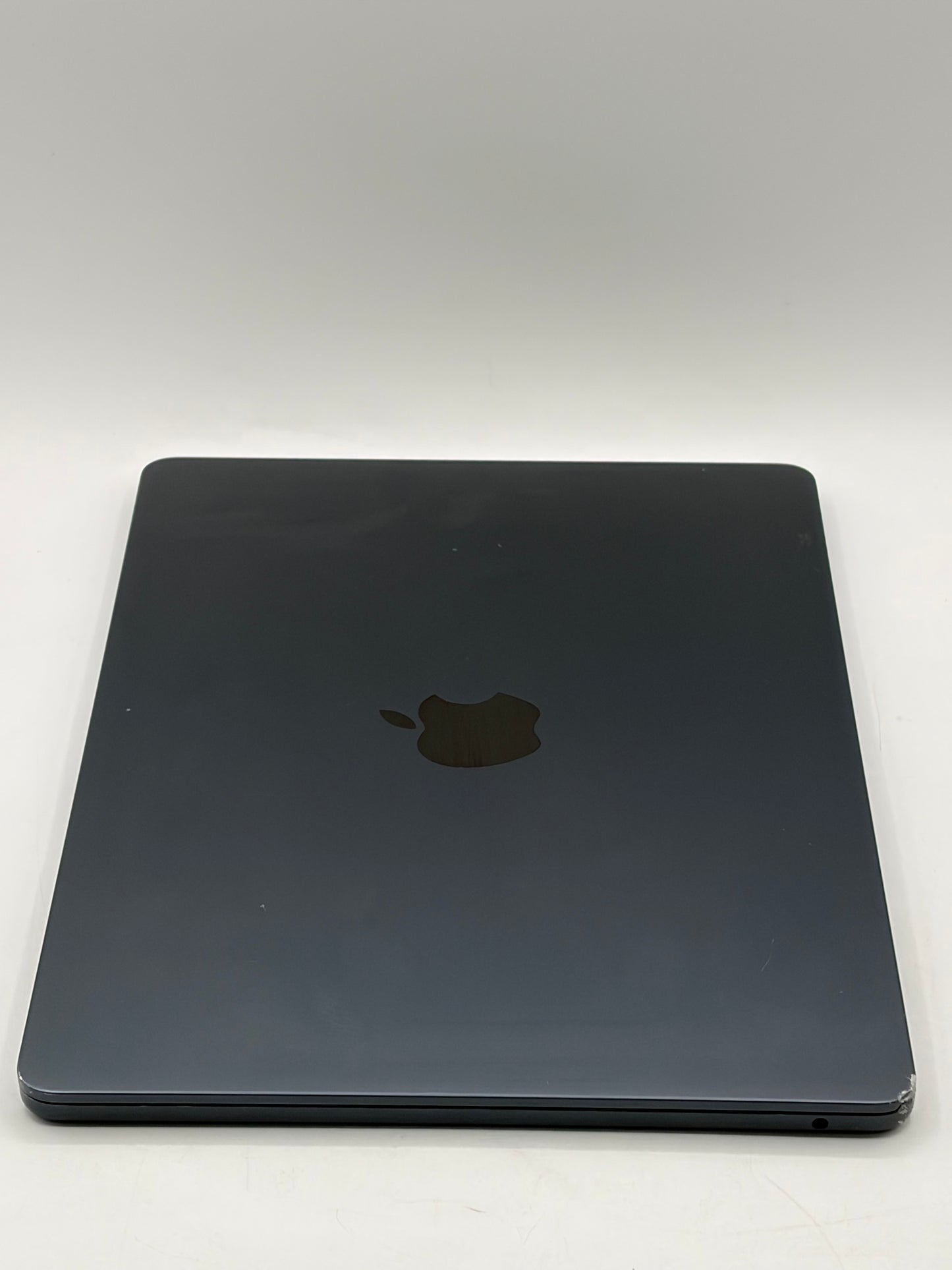 2022 Apple M2 MacBook Air 13.6'' 16GB 512GB A2681 MLY33LL/A Midnight