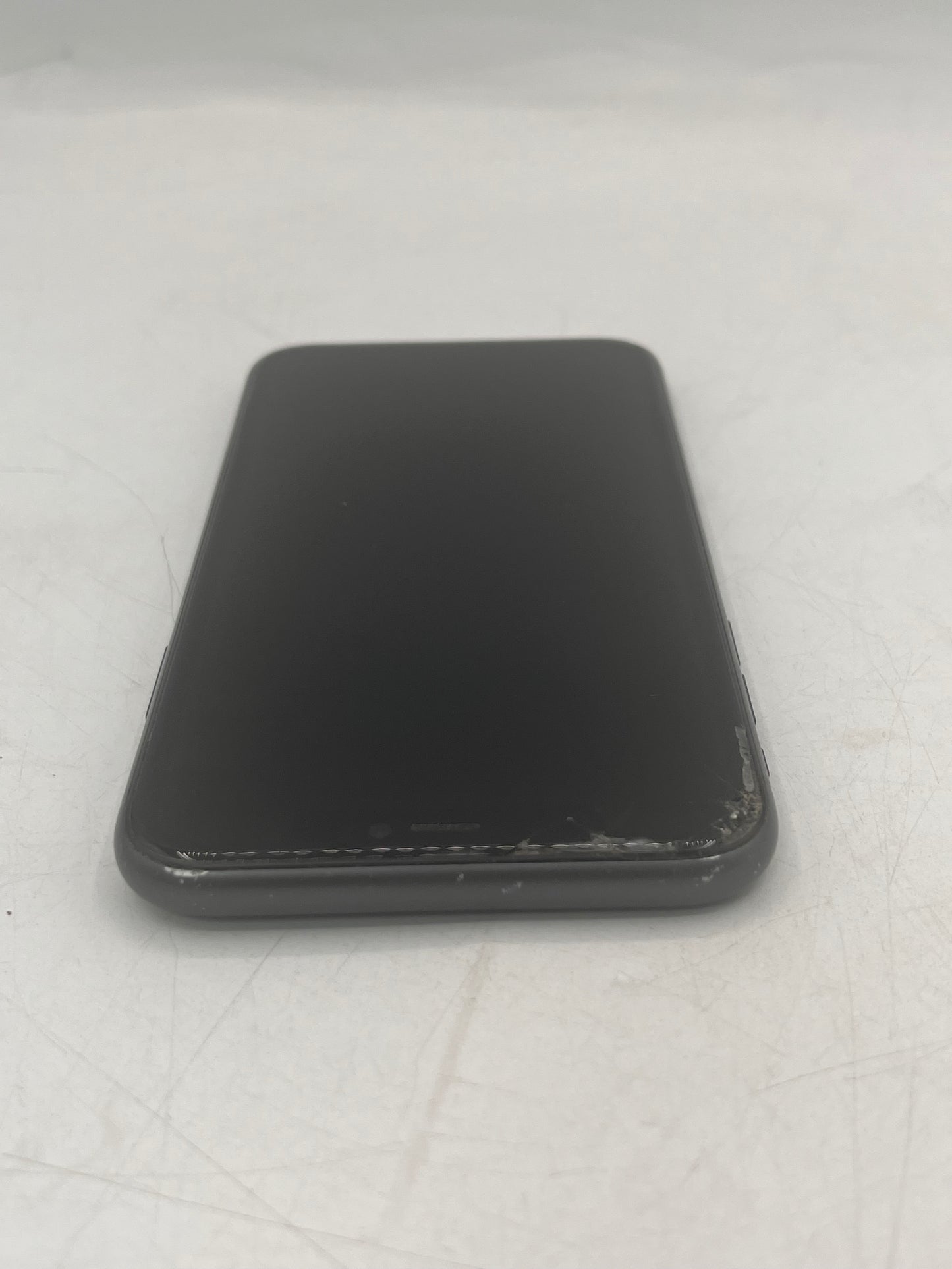 Unlocked Apple iPhone 11 MHCP3LL 64GB Black - Broken