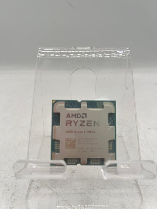 AMD Ryzen 9 7950x Processor (5.7 GHz, 16 Cores, LGA 1718/Socket AM5) CPU