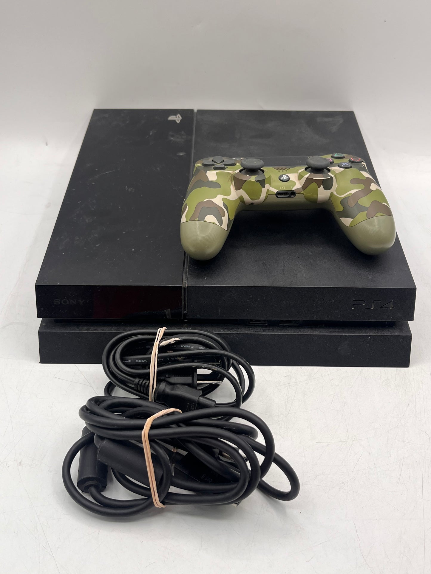 Sony PlayStation 4 CUH-1115A 500GB Black Video Game Console Bundle