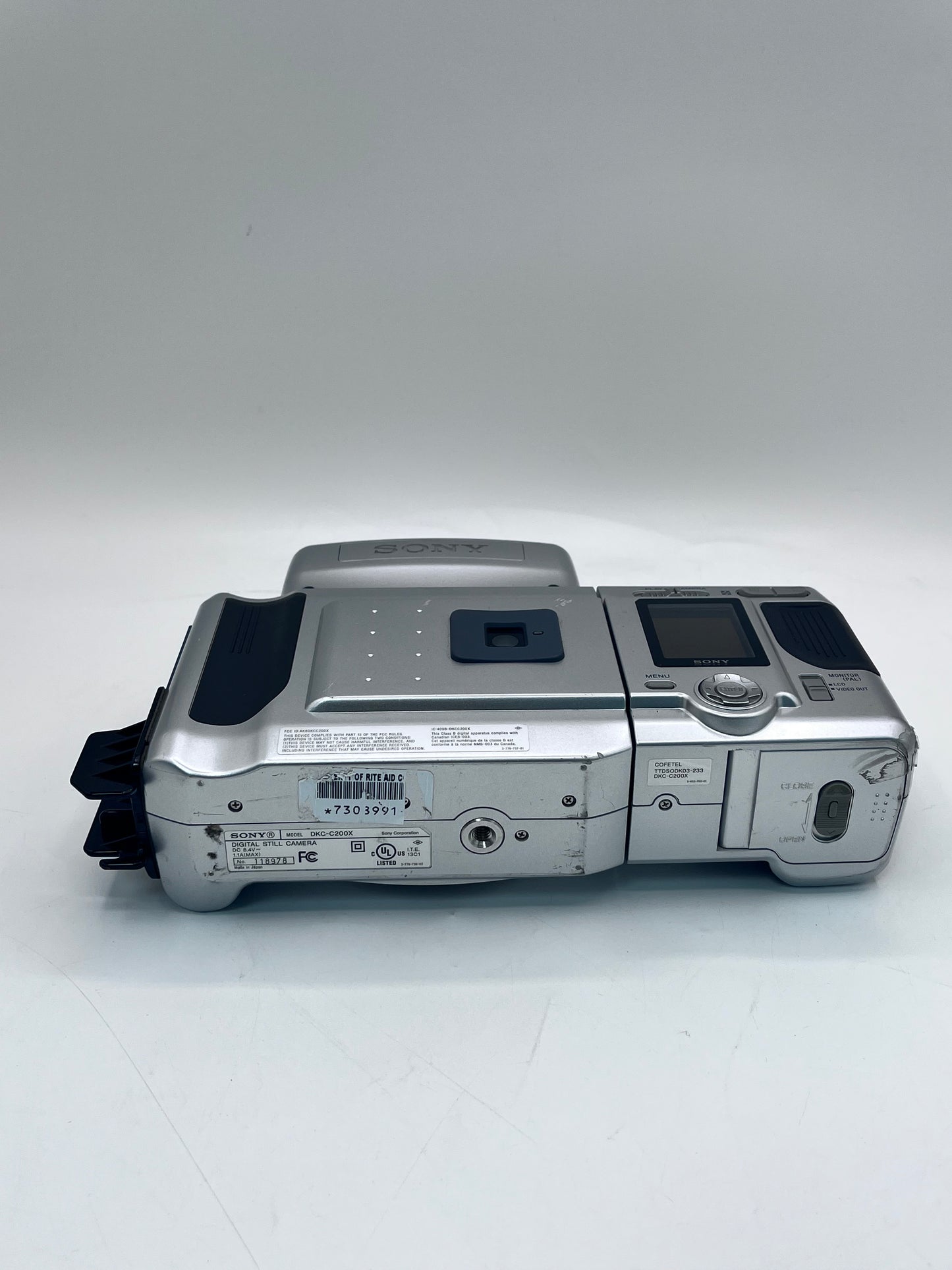 Sony DKC-C200X Instant Passport Photo Digital Camera with 4 Print Packs - Silver