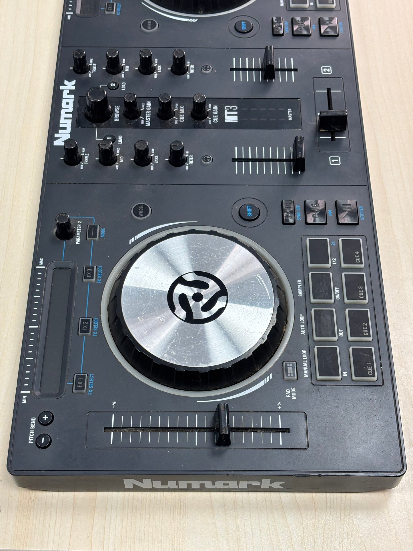 Numark Mixtrack MT3 All-in-One DJ Controller with USB Cable READ