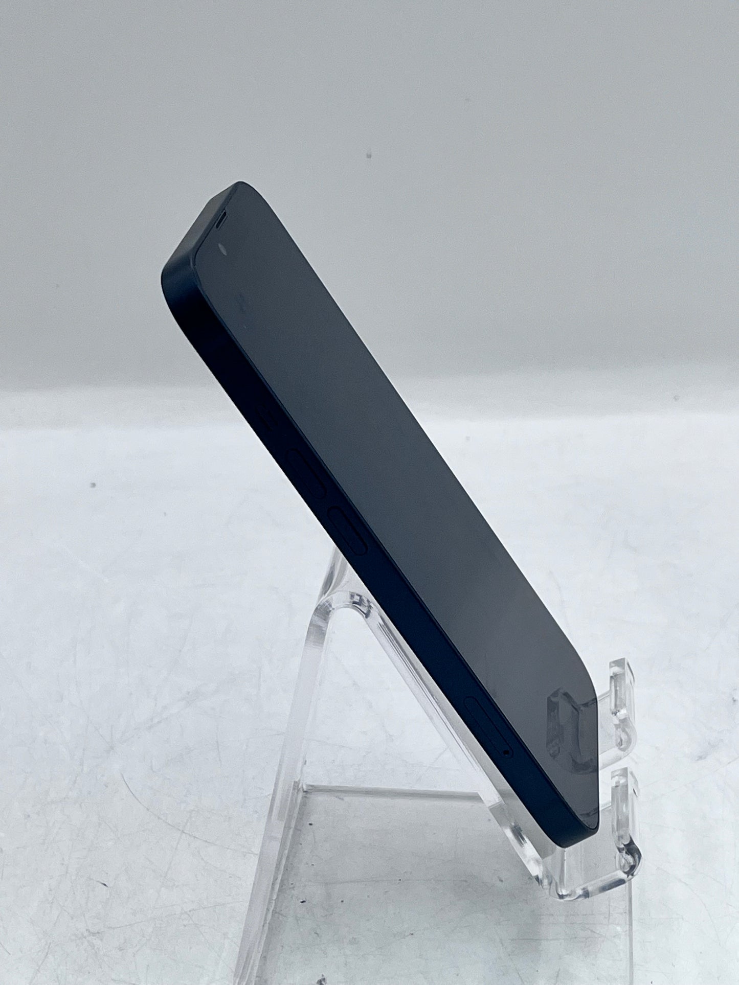 Apple iPhone 13  A2482 MLA23LL/A  128GB  Unlocked  A15 Bionic Chip  - Blue 99% Batt Health