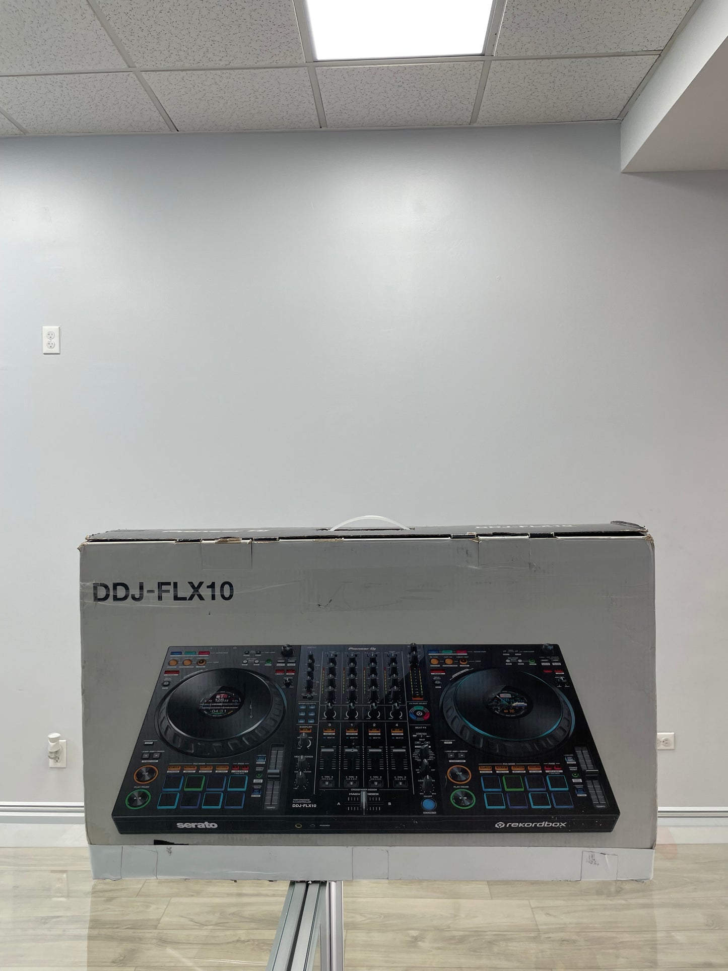 Pioneer DJ DDJ-FLX10 4-Channel DJ Controller