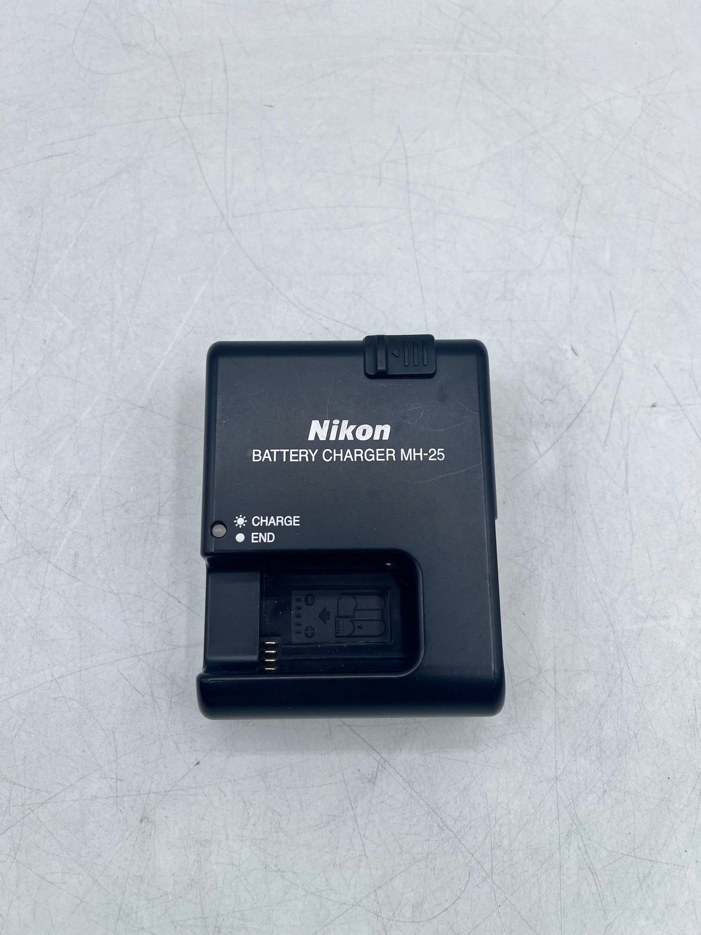 Nikon D7100 24.1MP Digital SLR Camera - Black Manual Focus Only