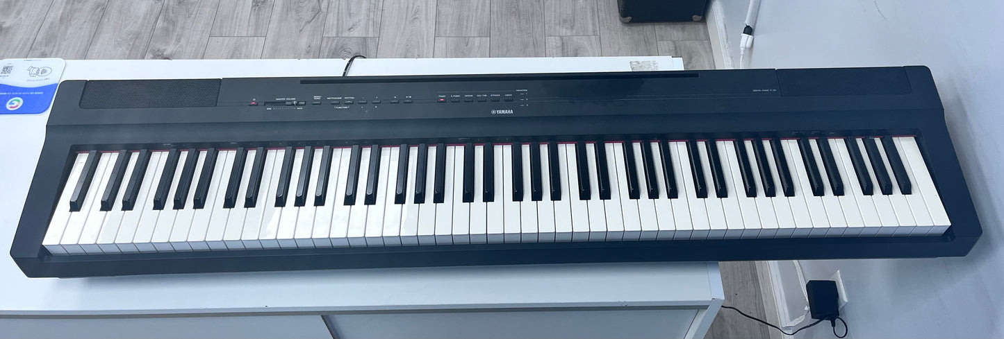Yamaha P-125B 88 Key Graded Hammer Digital Piano With Power Supply Tested Free Shipping