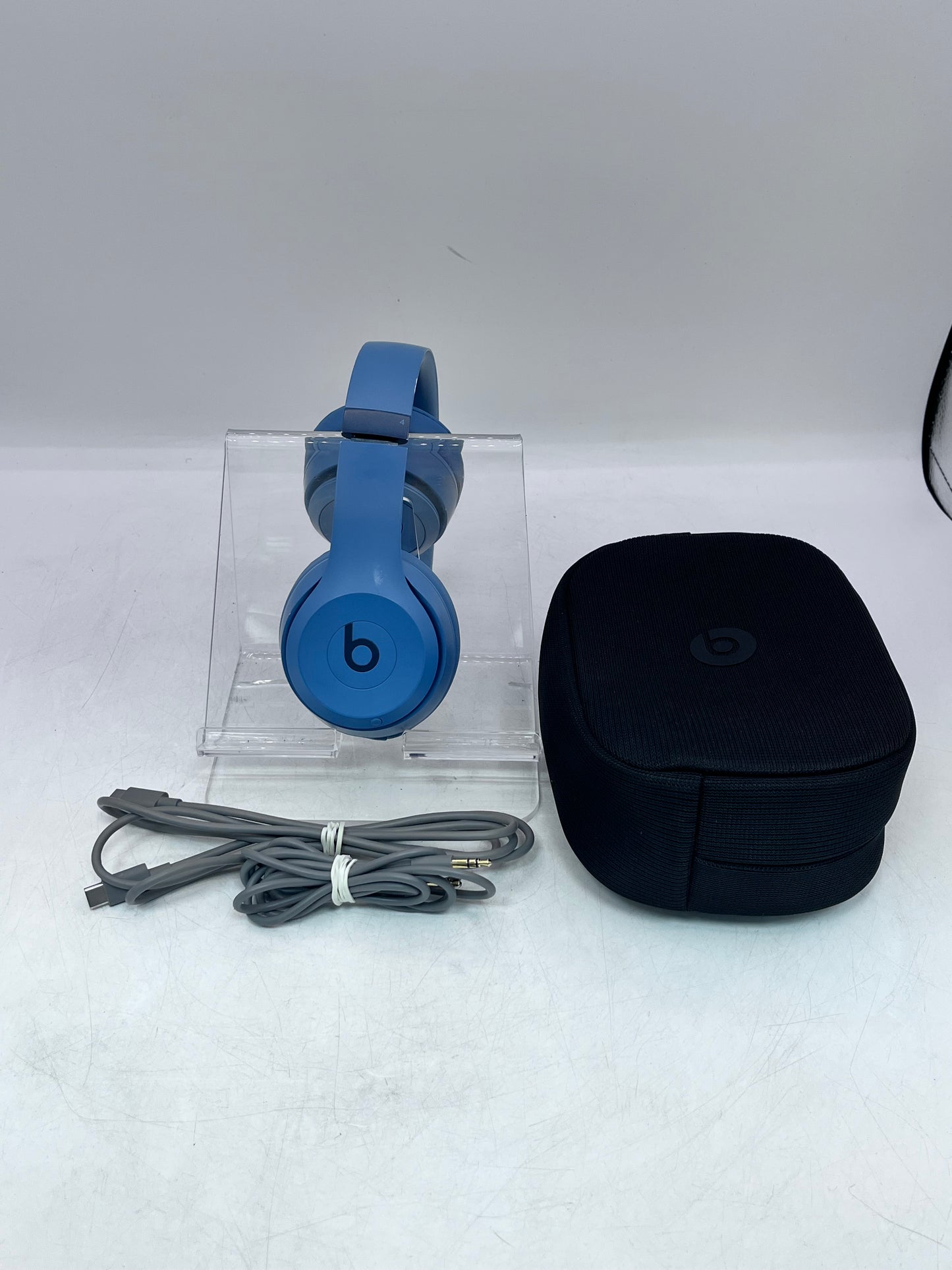 Beats Solo4 Wireless Bluetooth Headphones A3140 - Blue