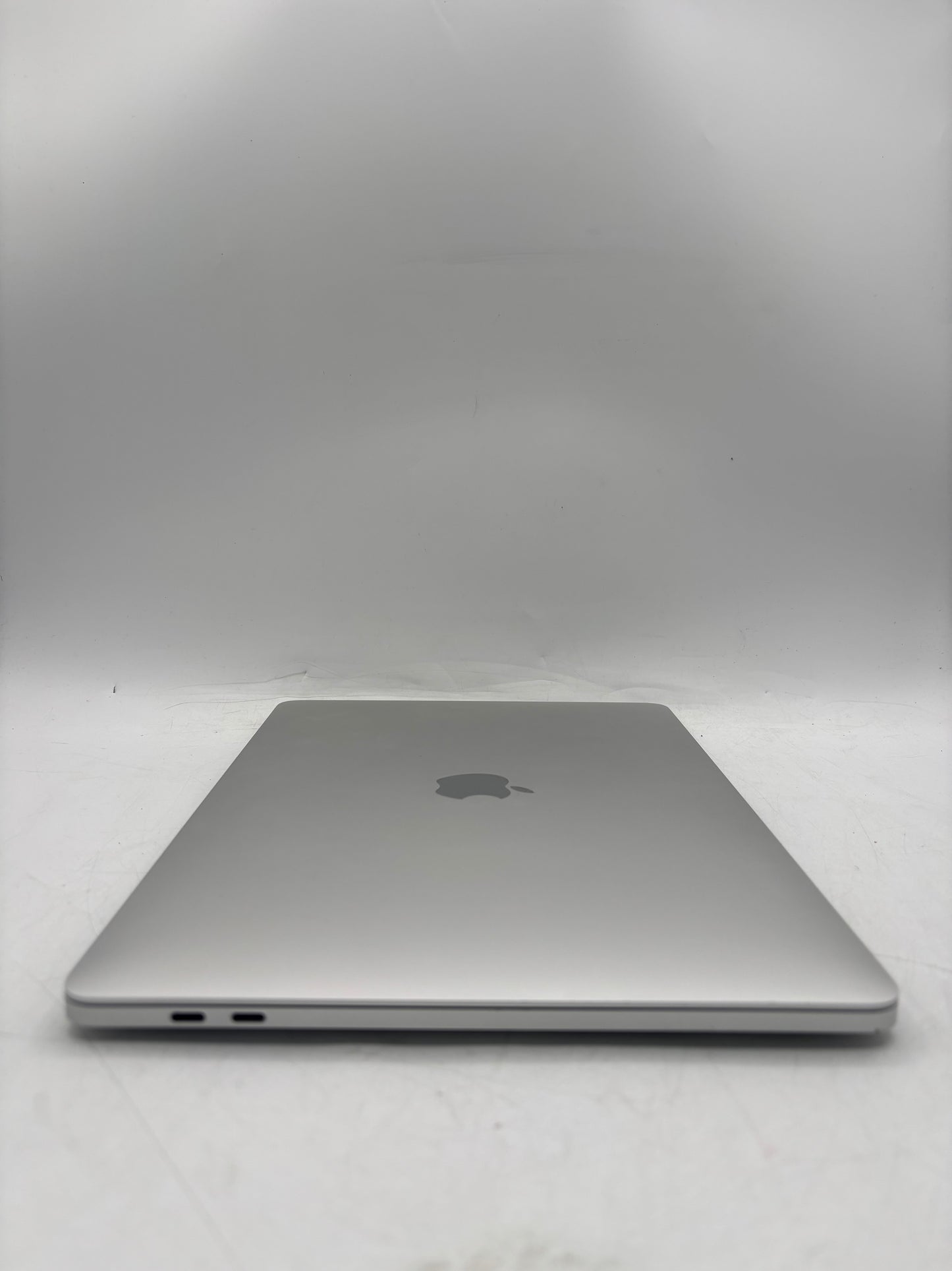 2022 Apple MacBook Pro 13" M2 8GB 256GB A2686 MNEP3LL/A Silver