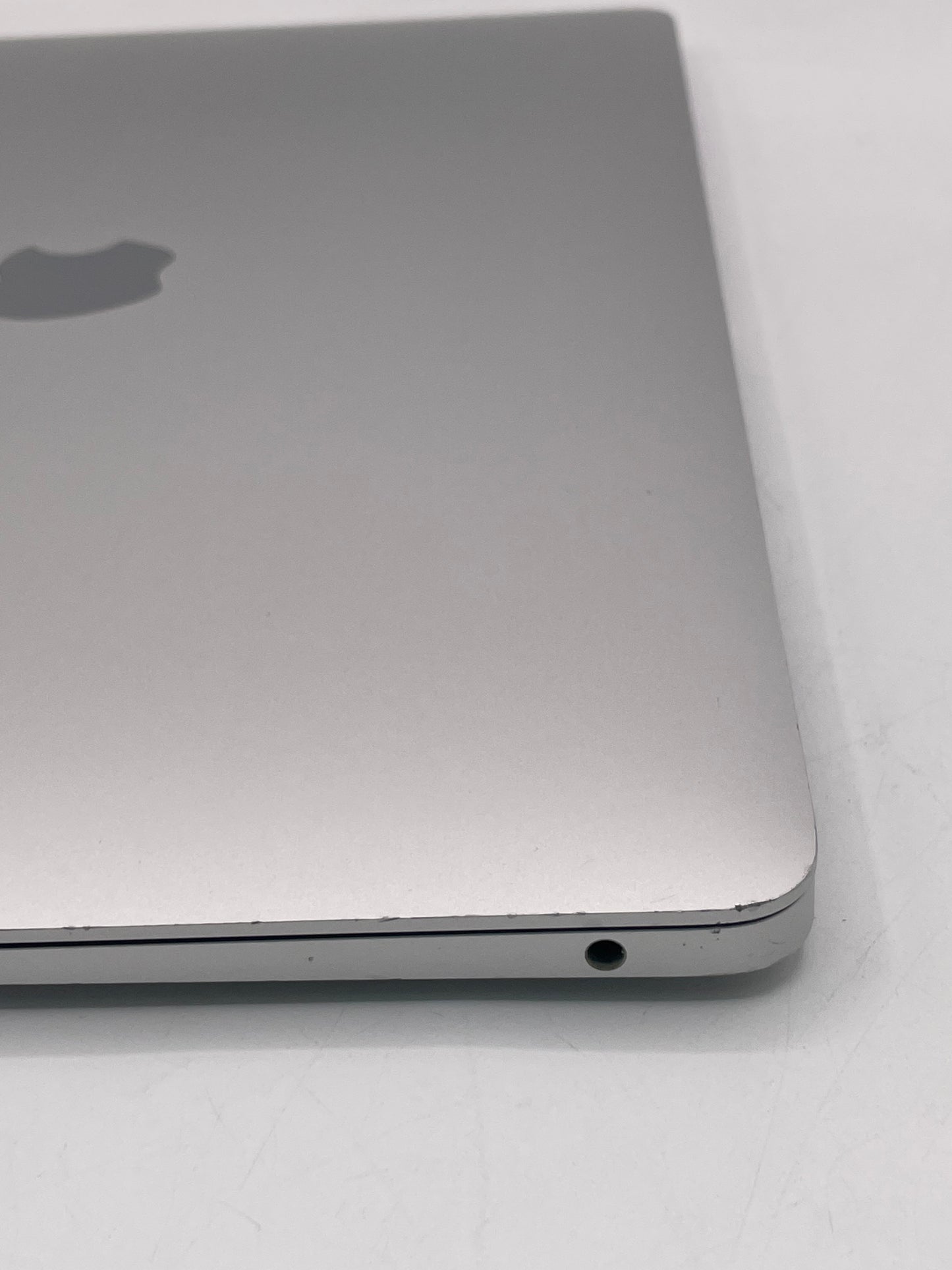 2020 Apple MacBook Air 13.3" M1 7C 8GB 128GB A2337 REMOTELY MANAGED