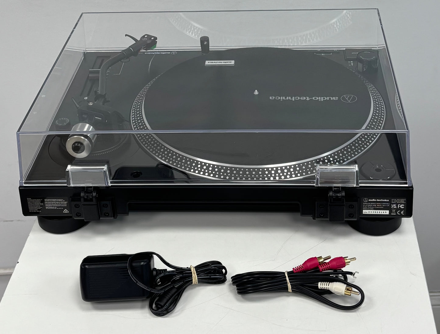 Audio-Tech AT-LP120XBT-USB-BK Wireless Direct-Drive Fully Manual, 3 Speed, Vinyl