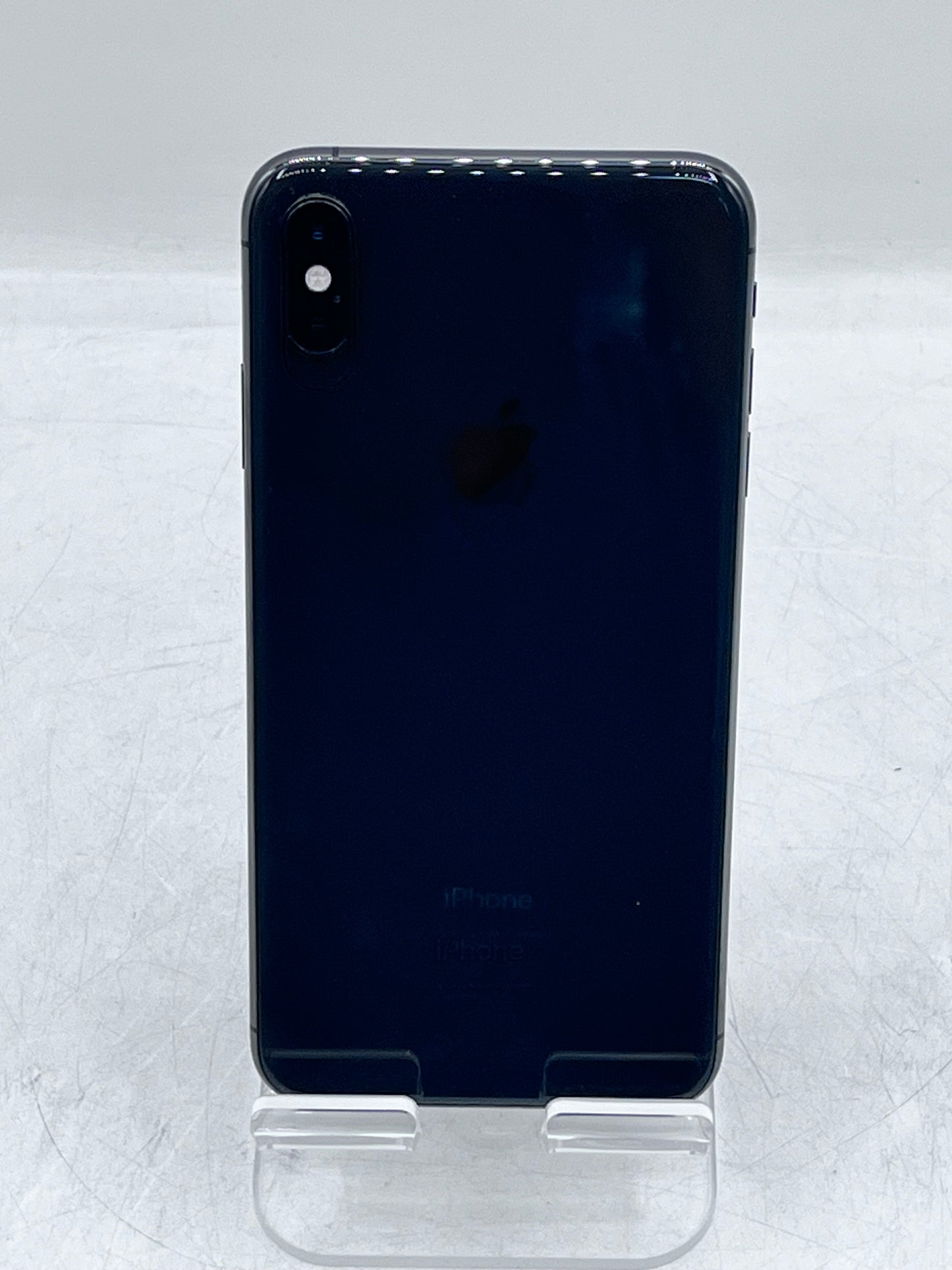 Unlocked Apple iPhone XS Max 64GB Space Gray A1921 MT6F2LL/A