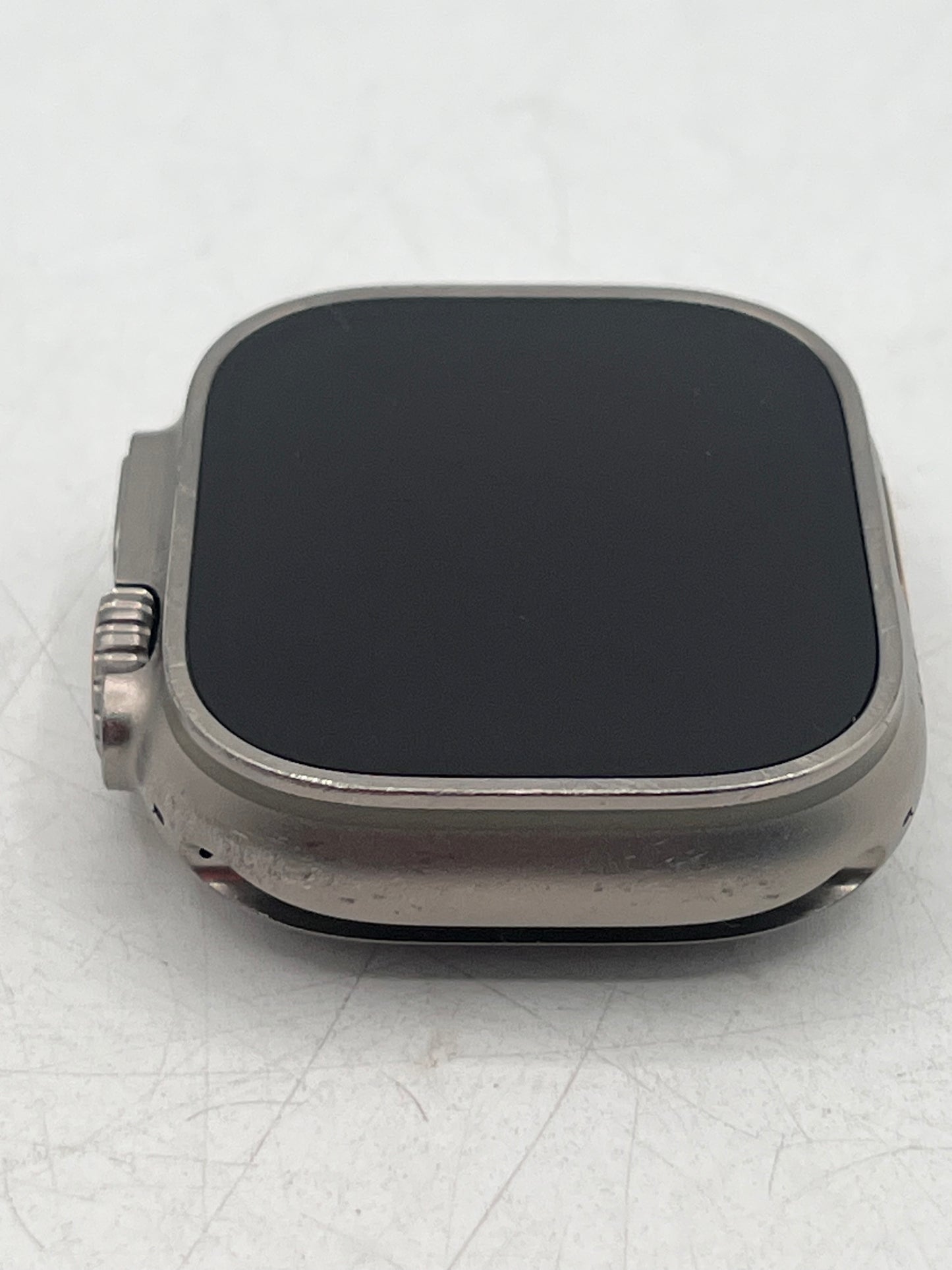 2022 Apple Watch Ultra A2622 MQEW3LL/A 49mm Titanium GPS + Cellular + Green Alpine Loop M Band - Black