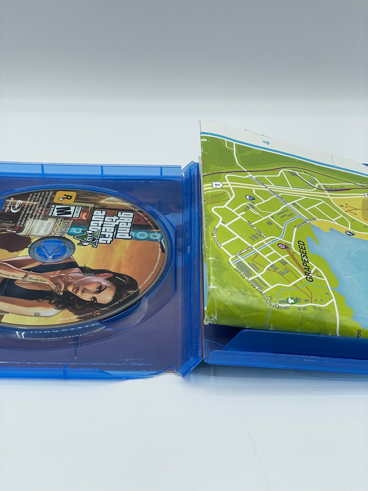 Grand Theft Auto V for PlayStation with Map - Used with Box - Free Shipping