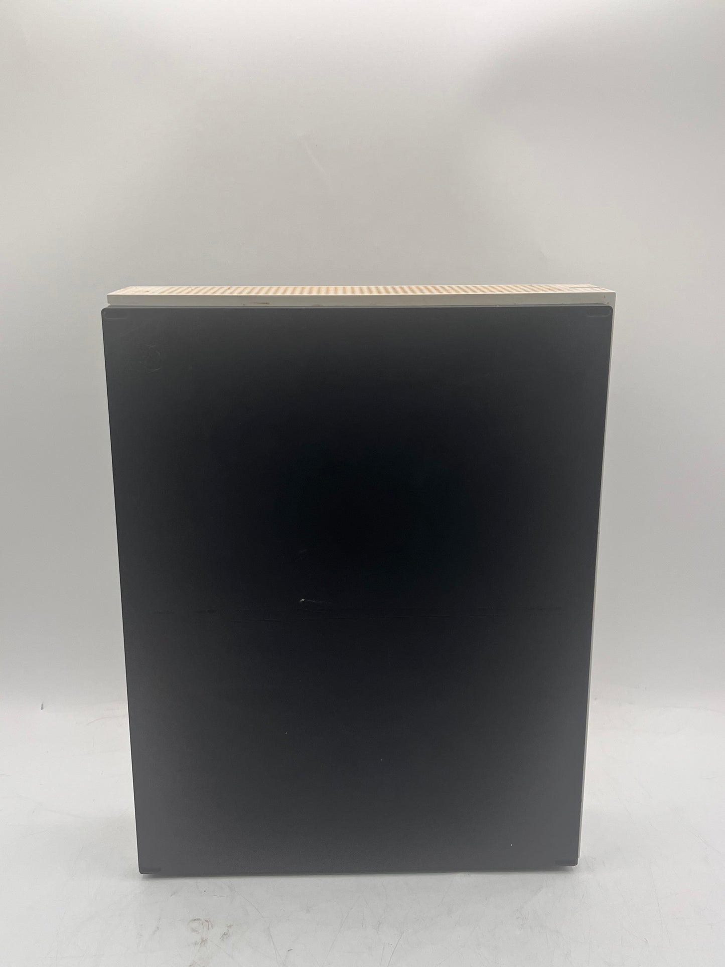 Microsoft Xbox One S (1681) 2016 1TB Black Video Game System
