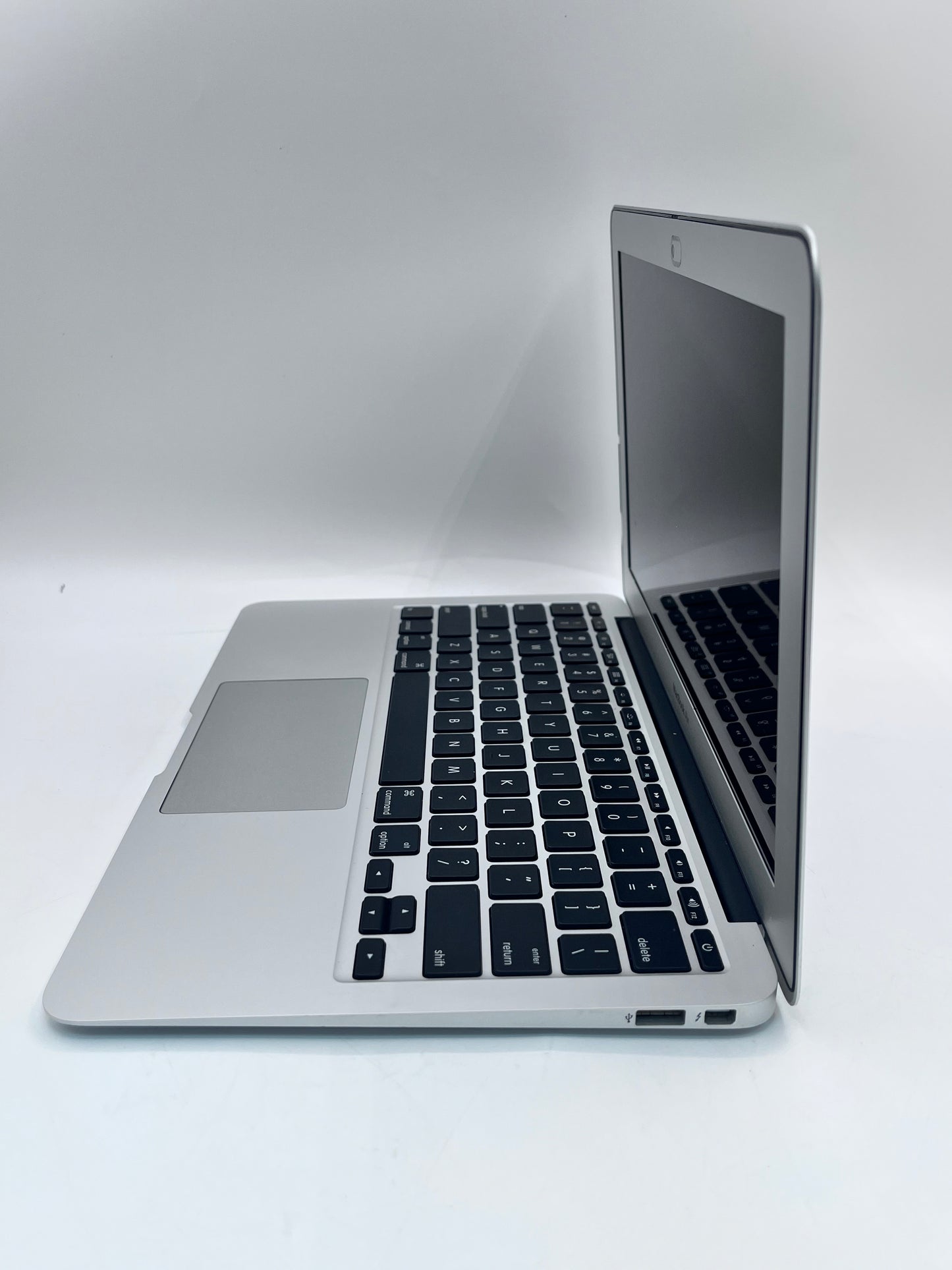 Apple MacBook Air 11" A1465 2014 4GB 128GB Core i5 Silver