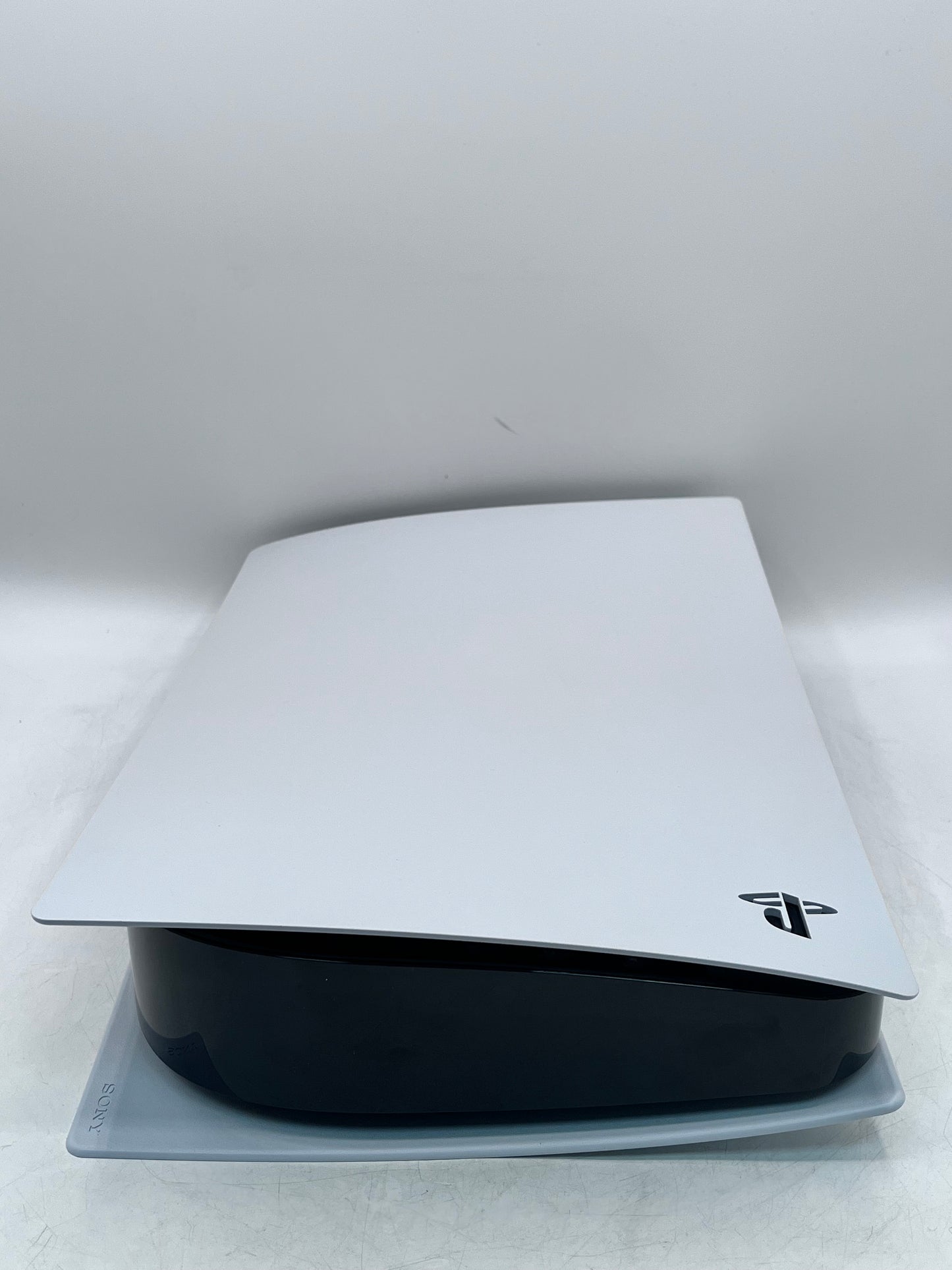 Sony PlayStation 5 Digital Edition (CFI-1015B)  Bundle with Controller & Cables - White