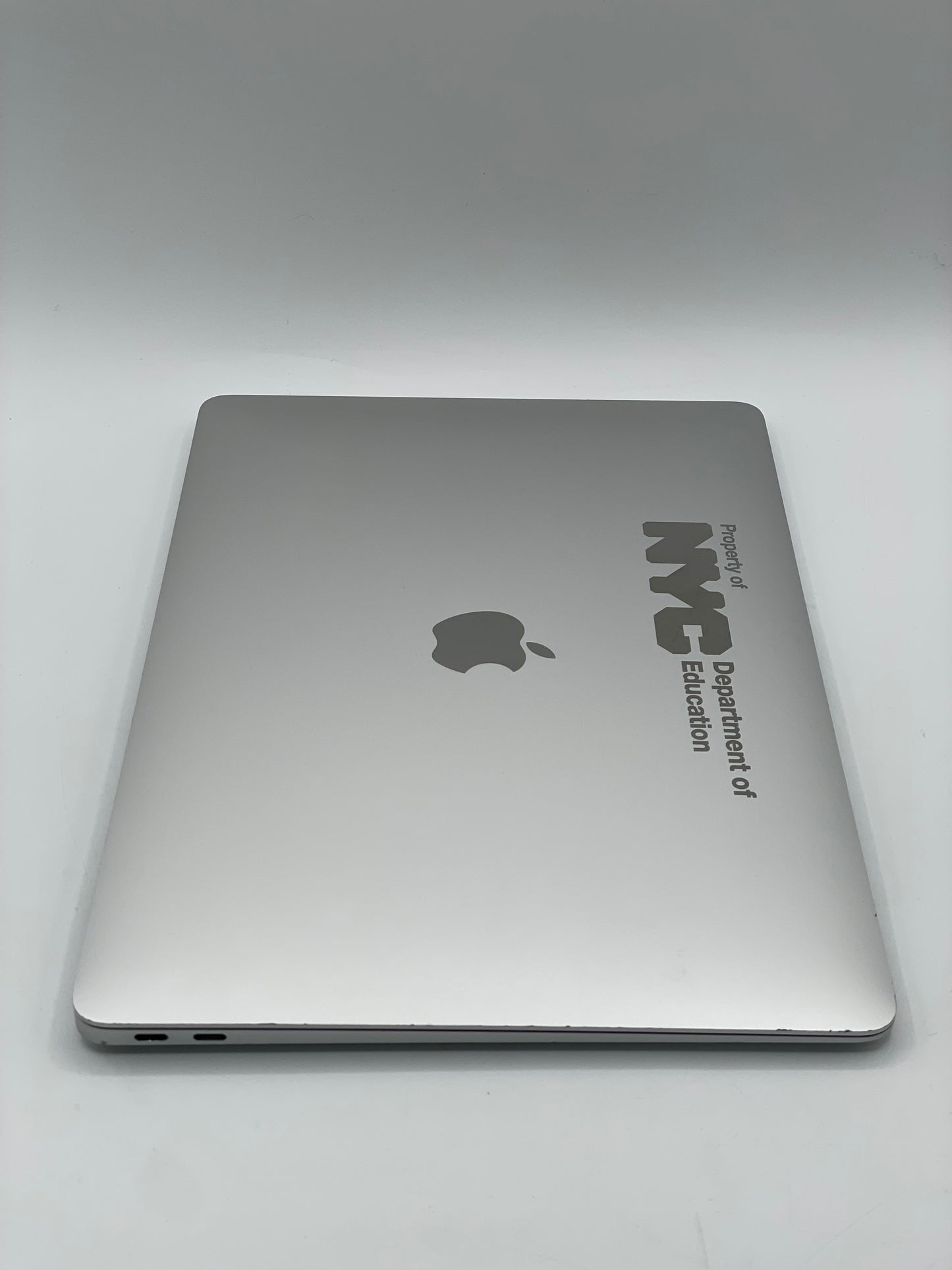 2020 Apple MacBook Air 13.3" M1 7C 8GB 256GB A2337 REMOTELY MANAGED